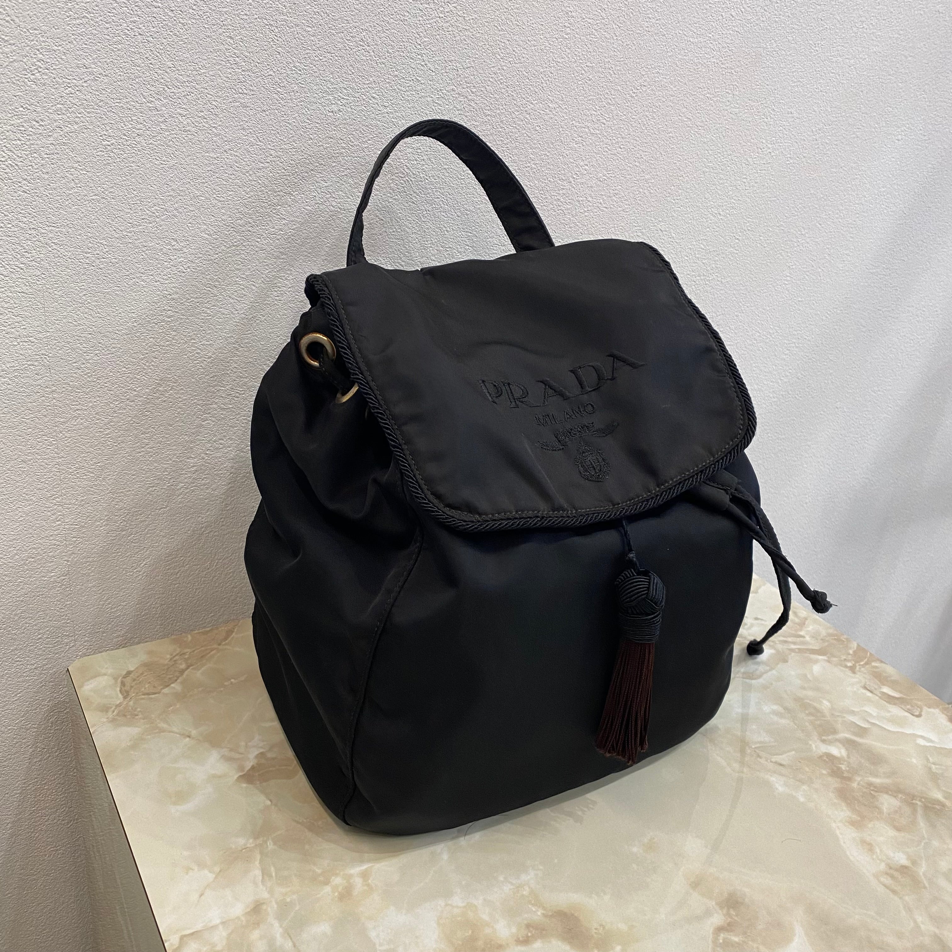 PRADA テスート ミニリュックサック