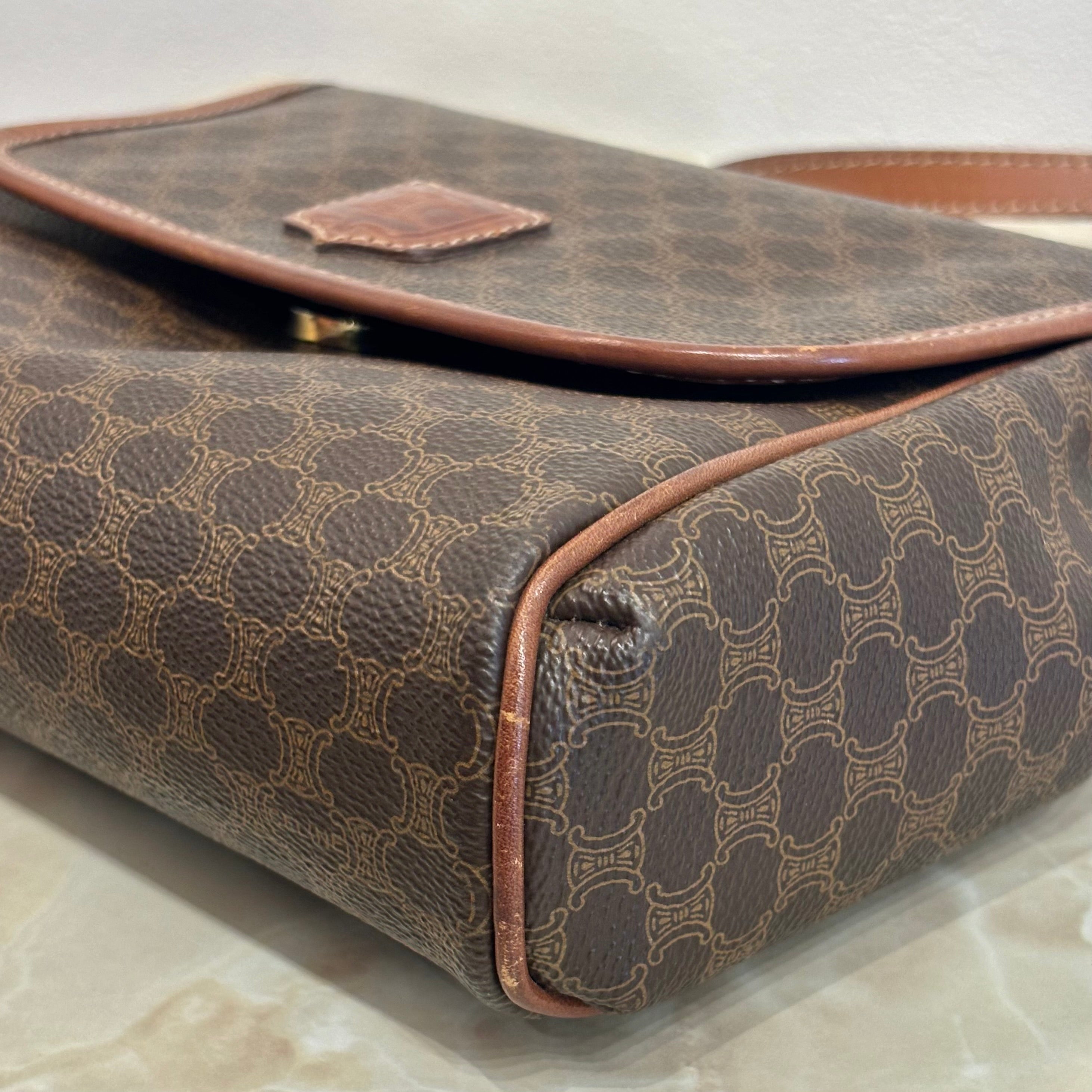 CELINE マカダムショルダーバッグ