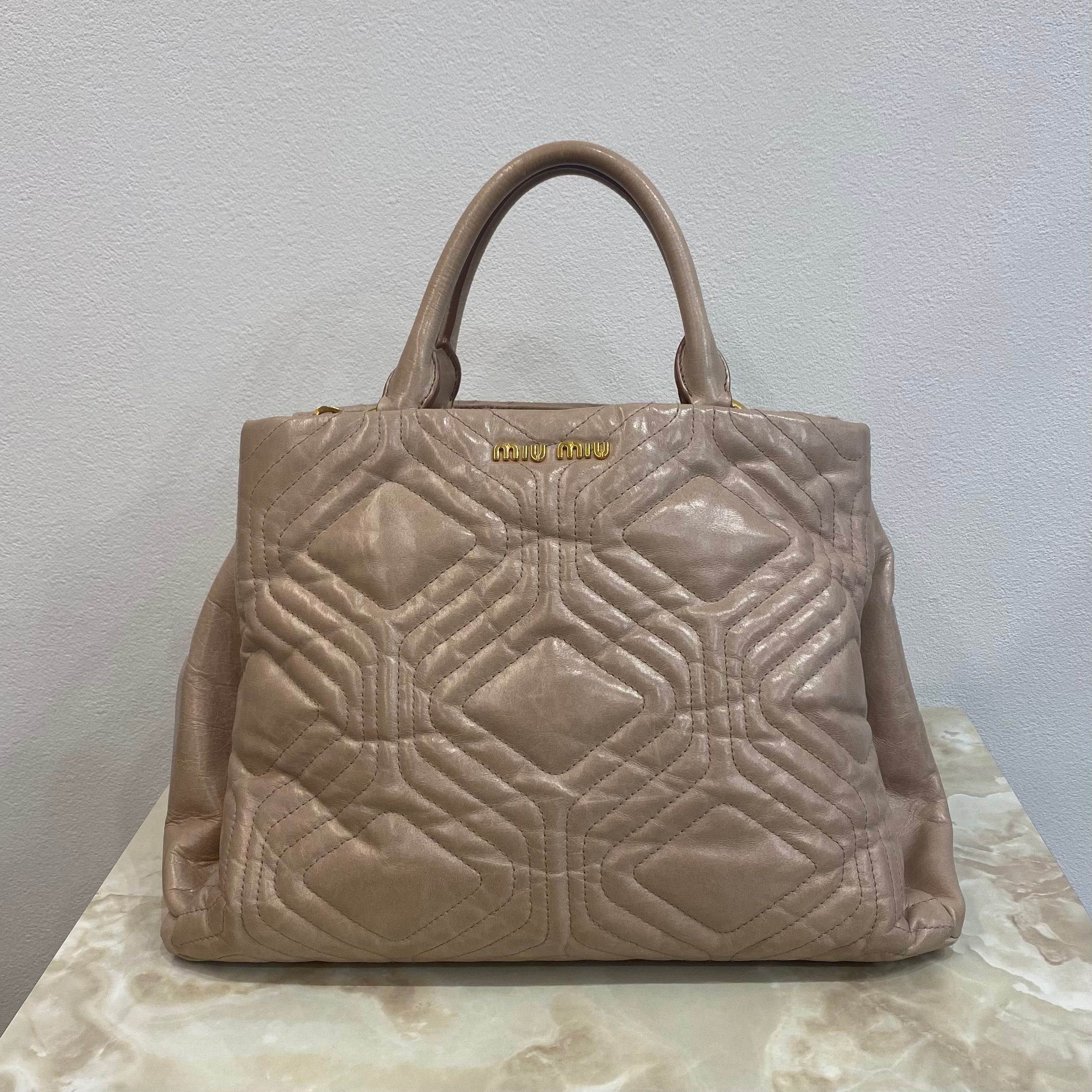 miumiu 2wayハンドバッグ