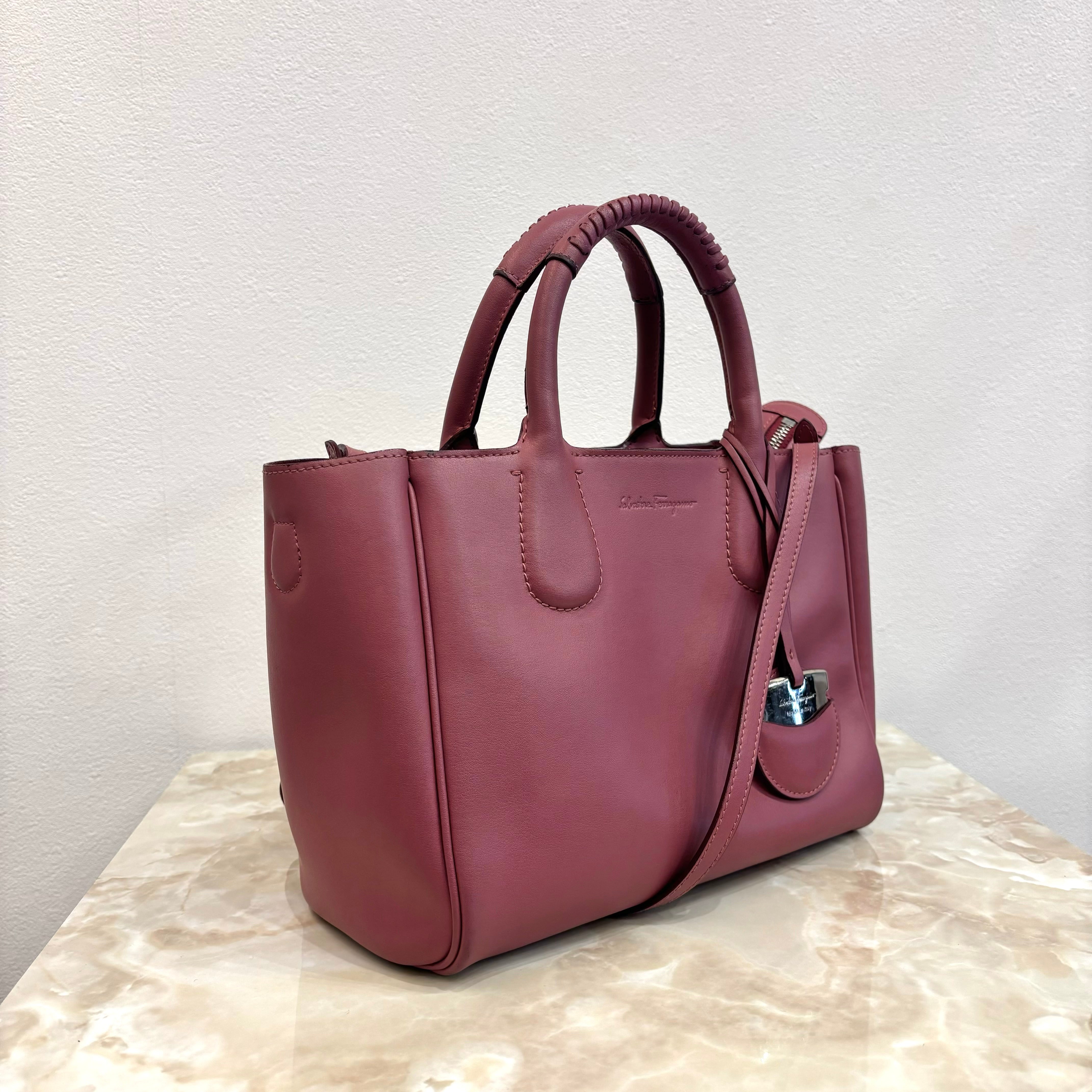 Feraggamo 2WAYバッグ