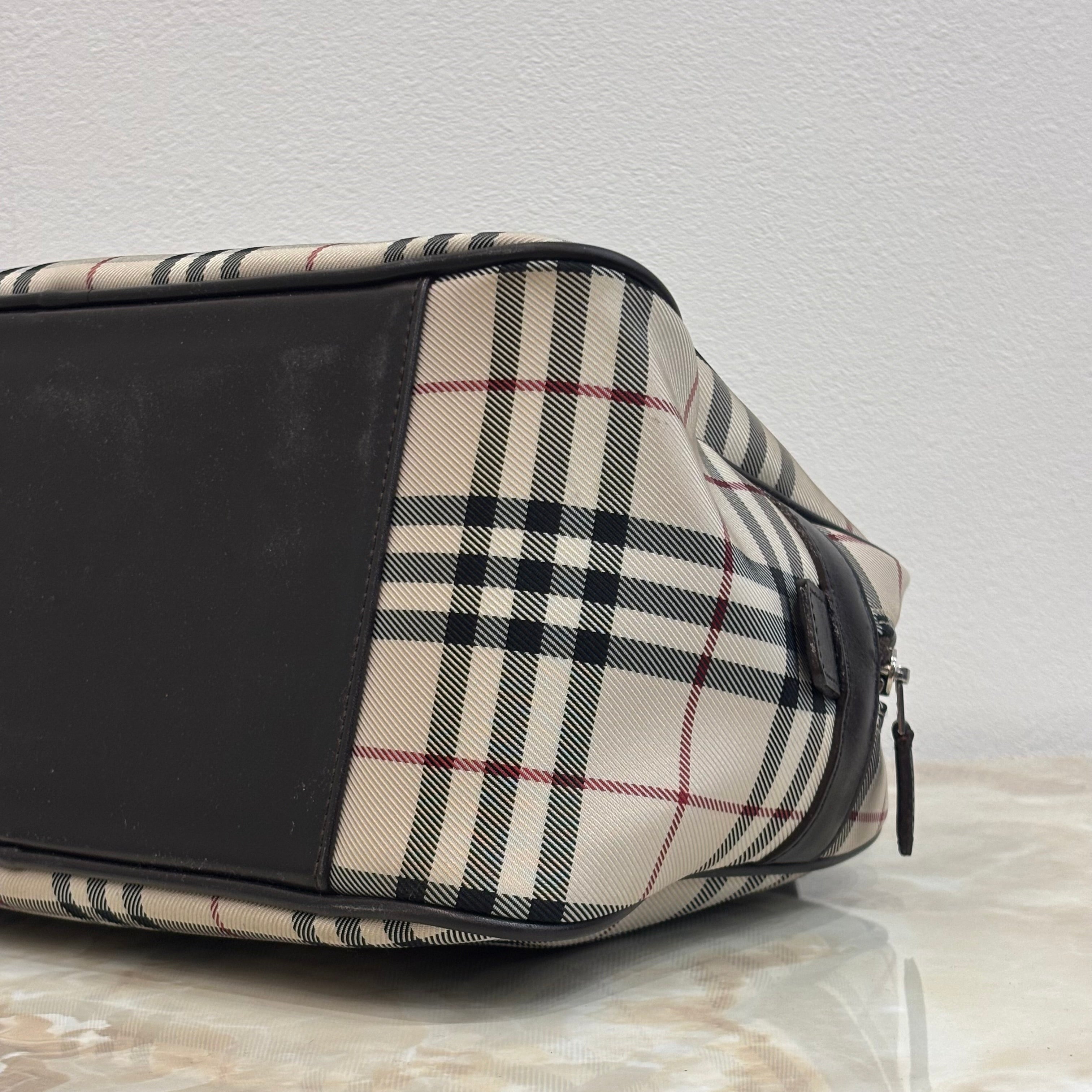 Burberry ハンドバッグ