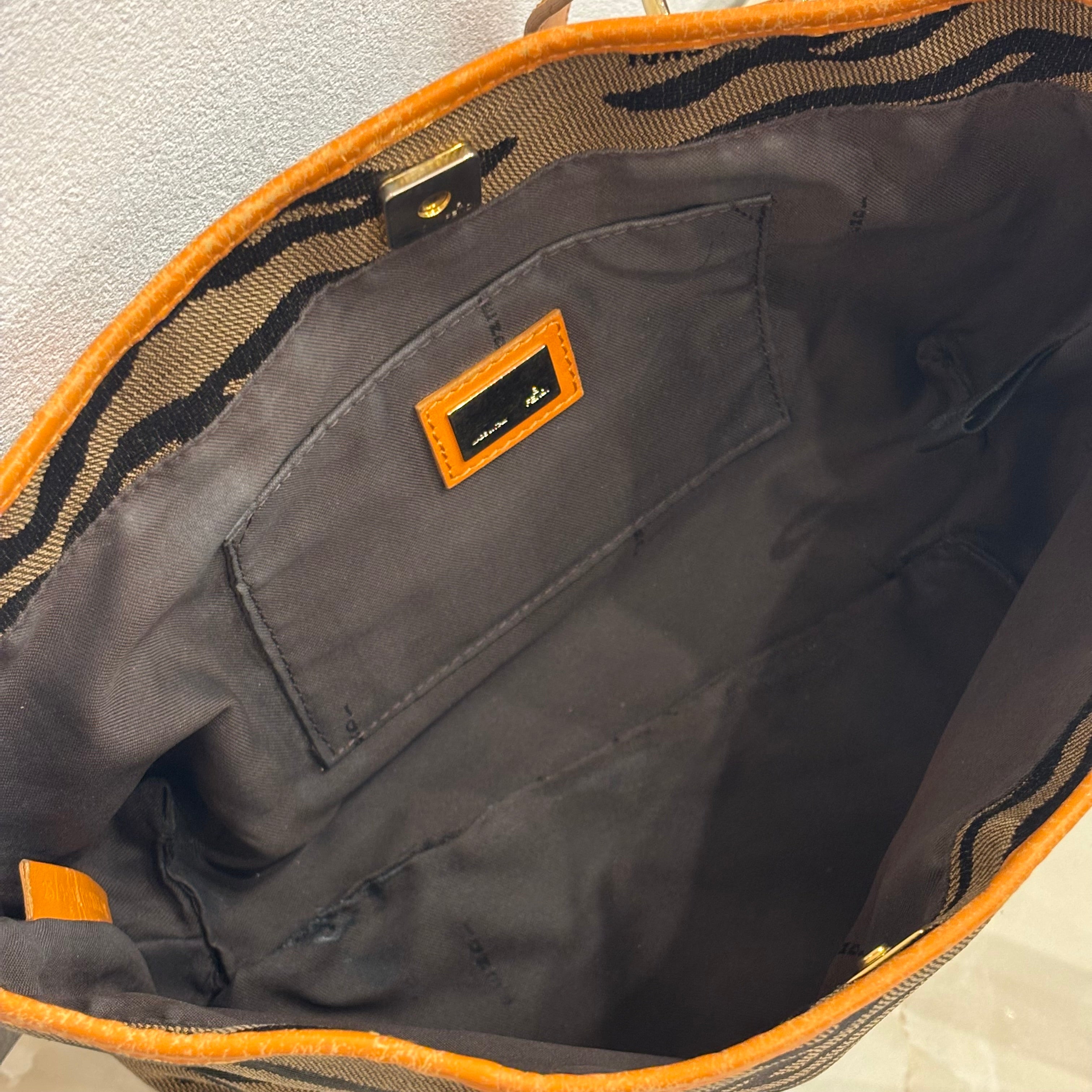 FENDI ハンドバッグ