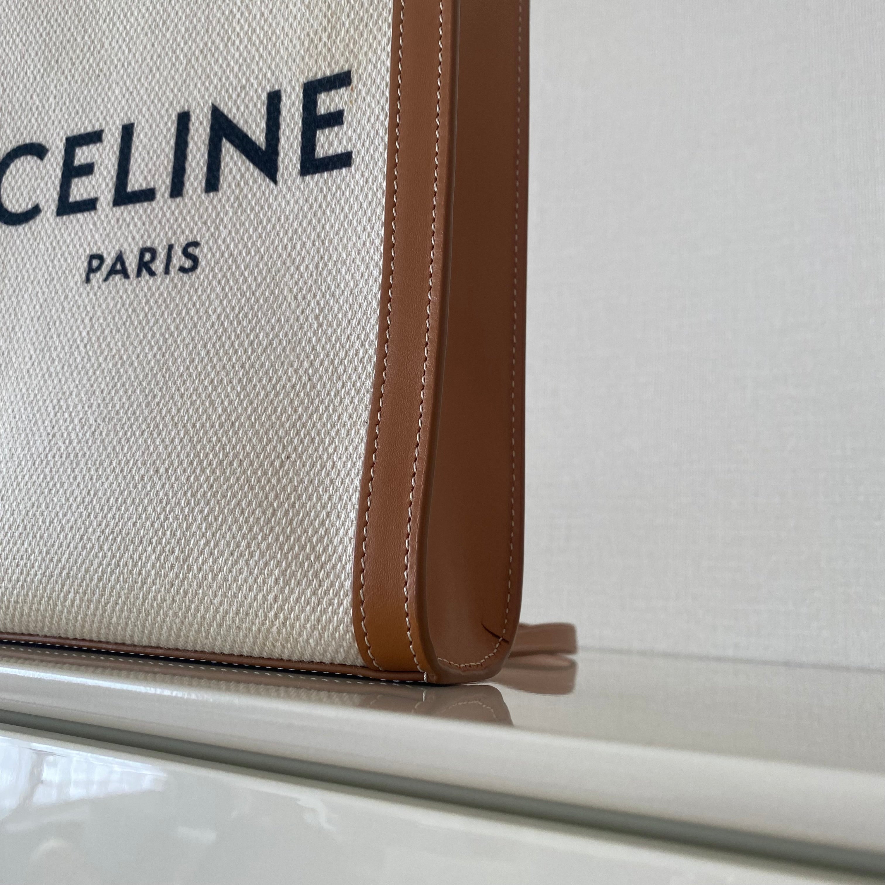 CELINE ミニバーティカルカバ ショルダーバッグ