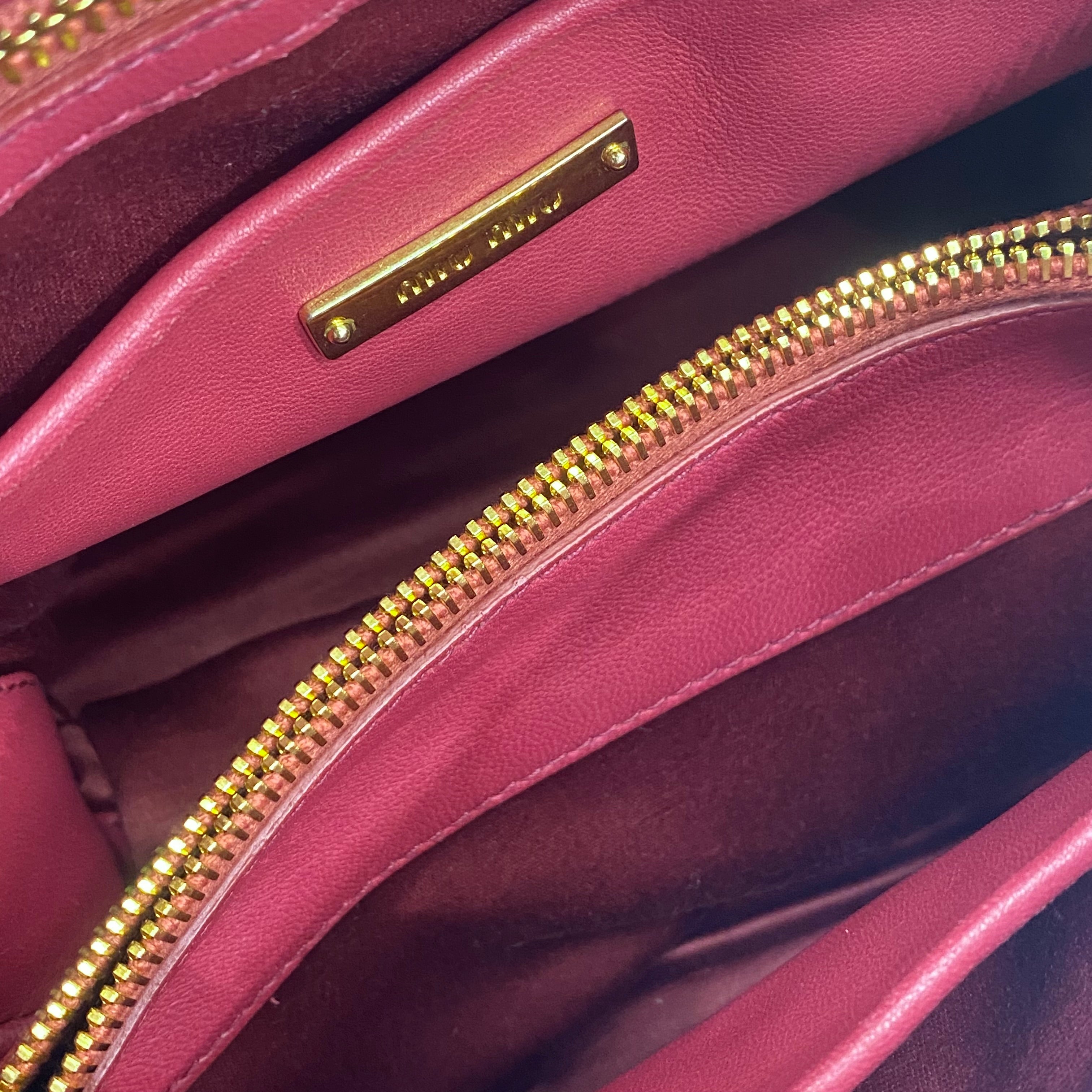 MIU MIU ハンドバッグ