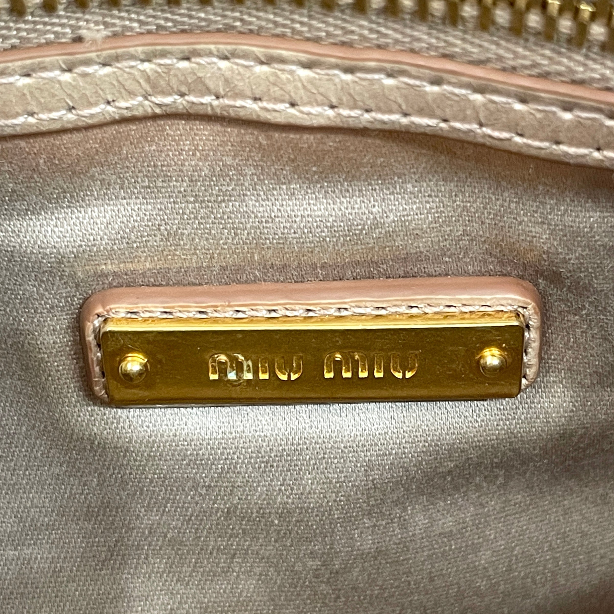 MiuMu ショルダーバッグ