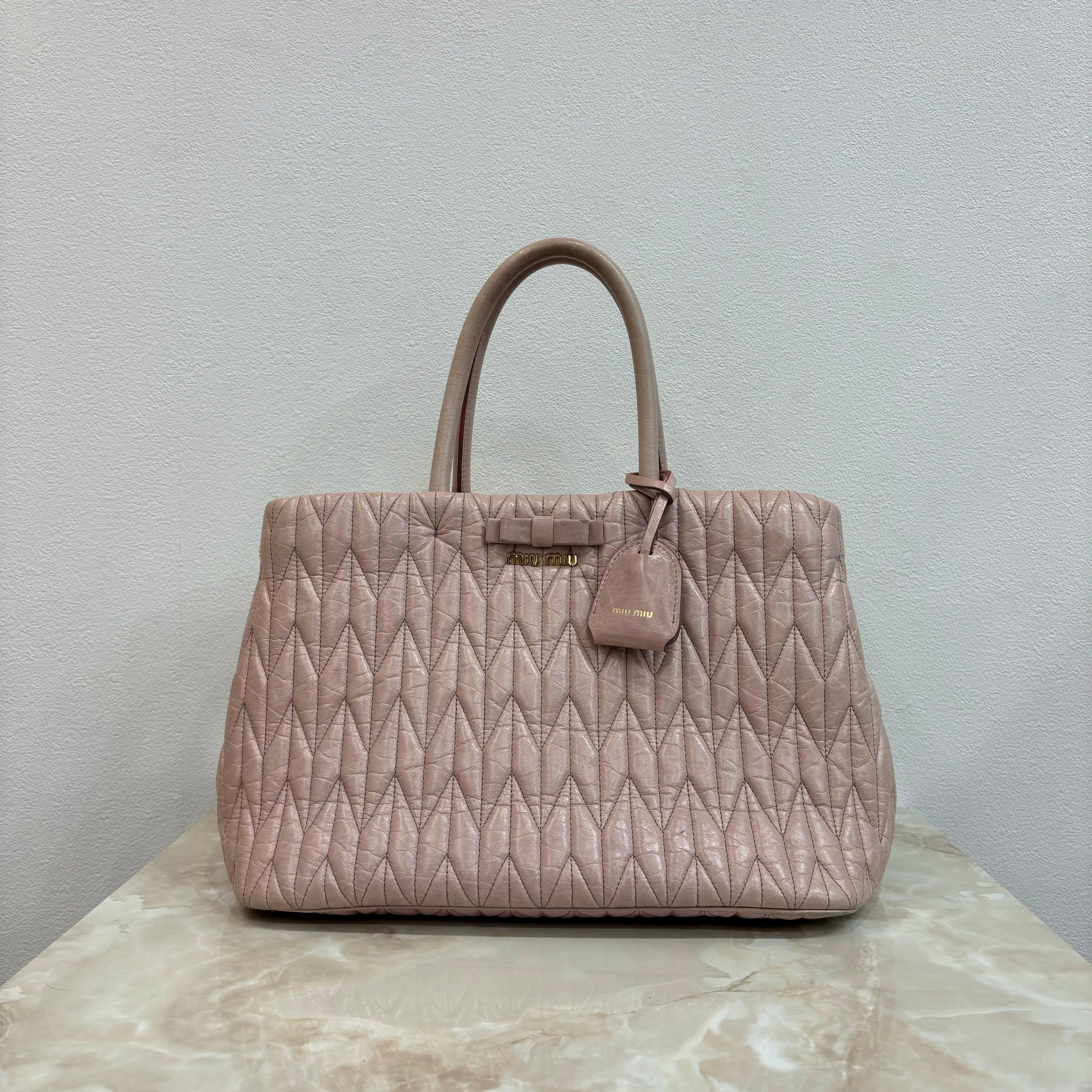 Miu Miu 2WAYバッグ