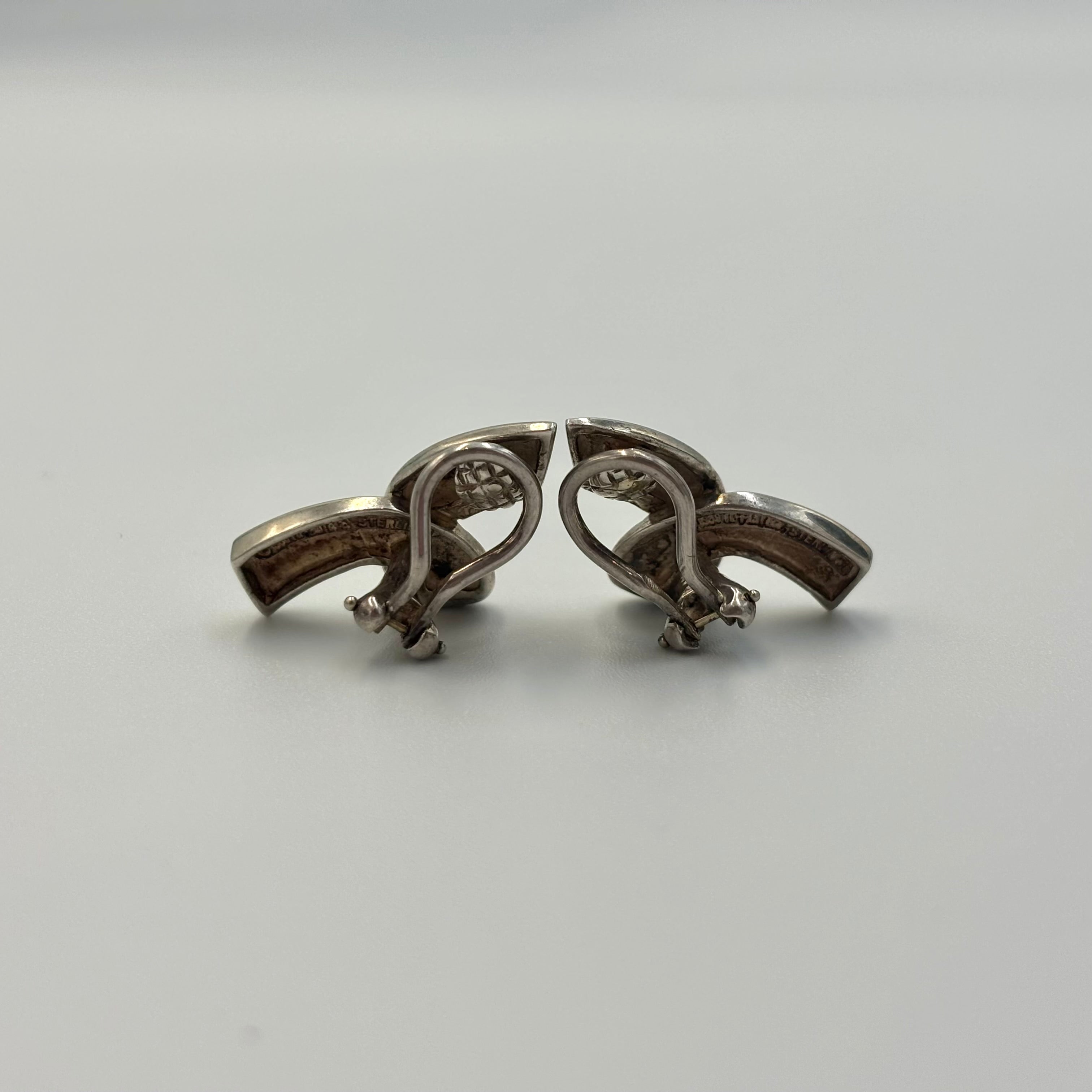 Tiffany&Co.ツイスト イヤリング