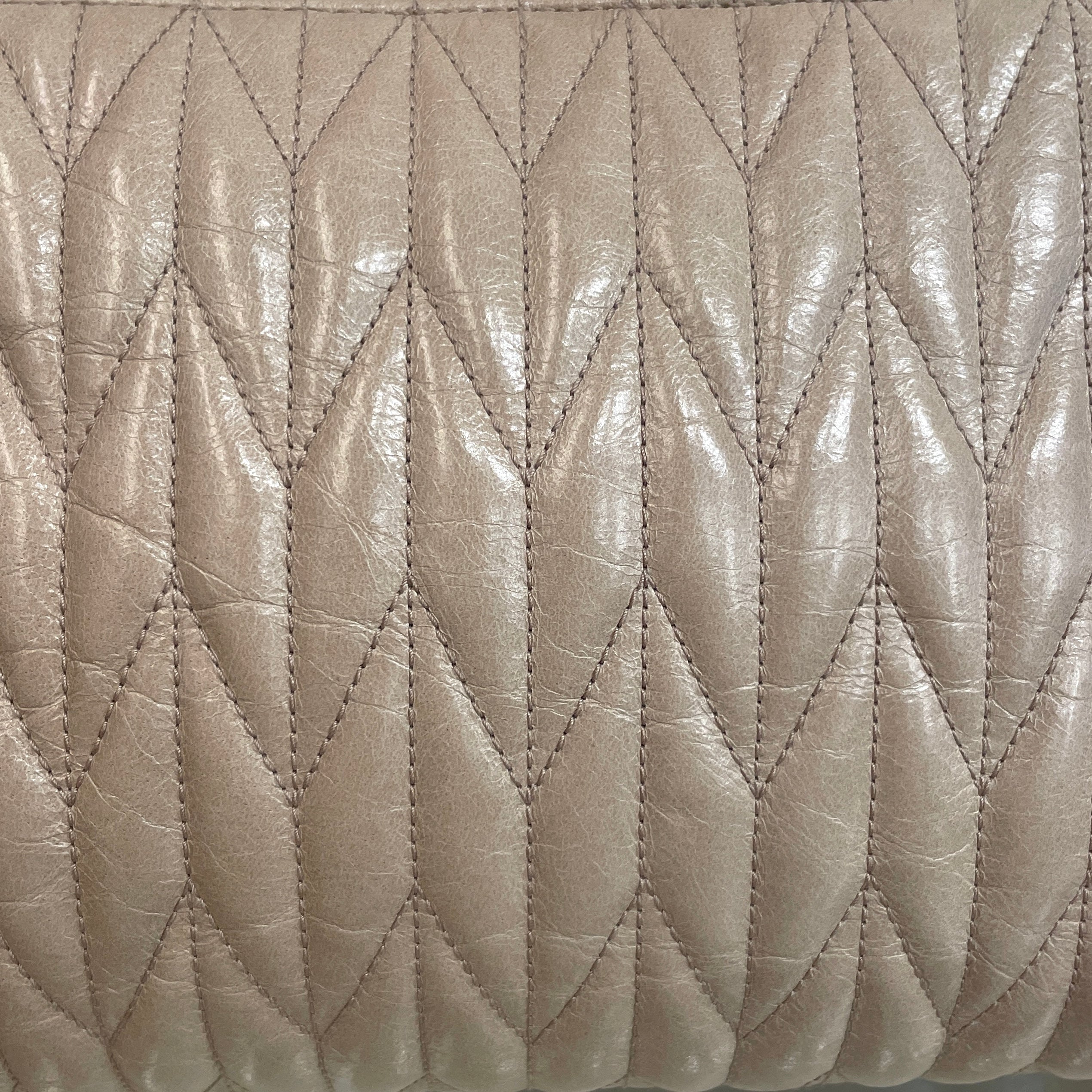 MiuMu ショルダーバッグ