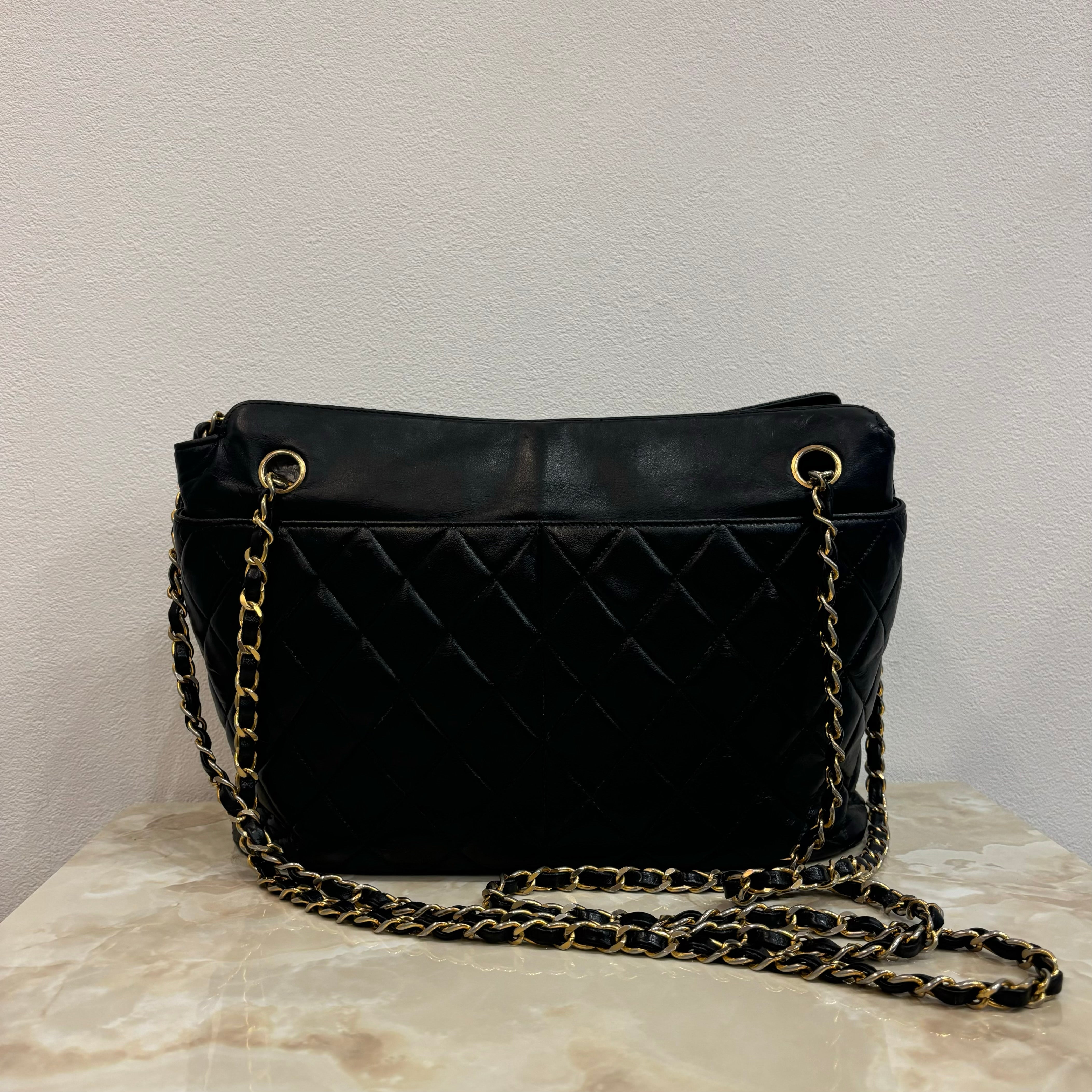 CHANEL マトラッセ ココマーク チェーンショルダーバッグ