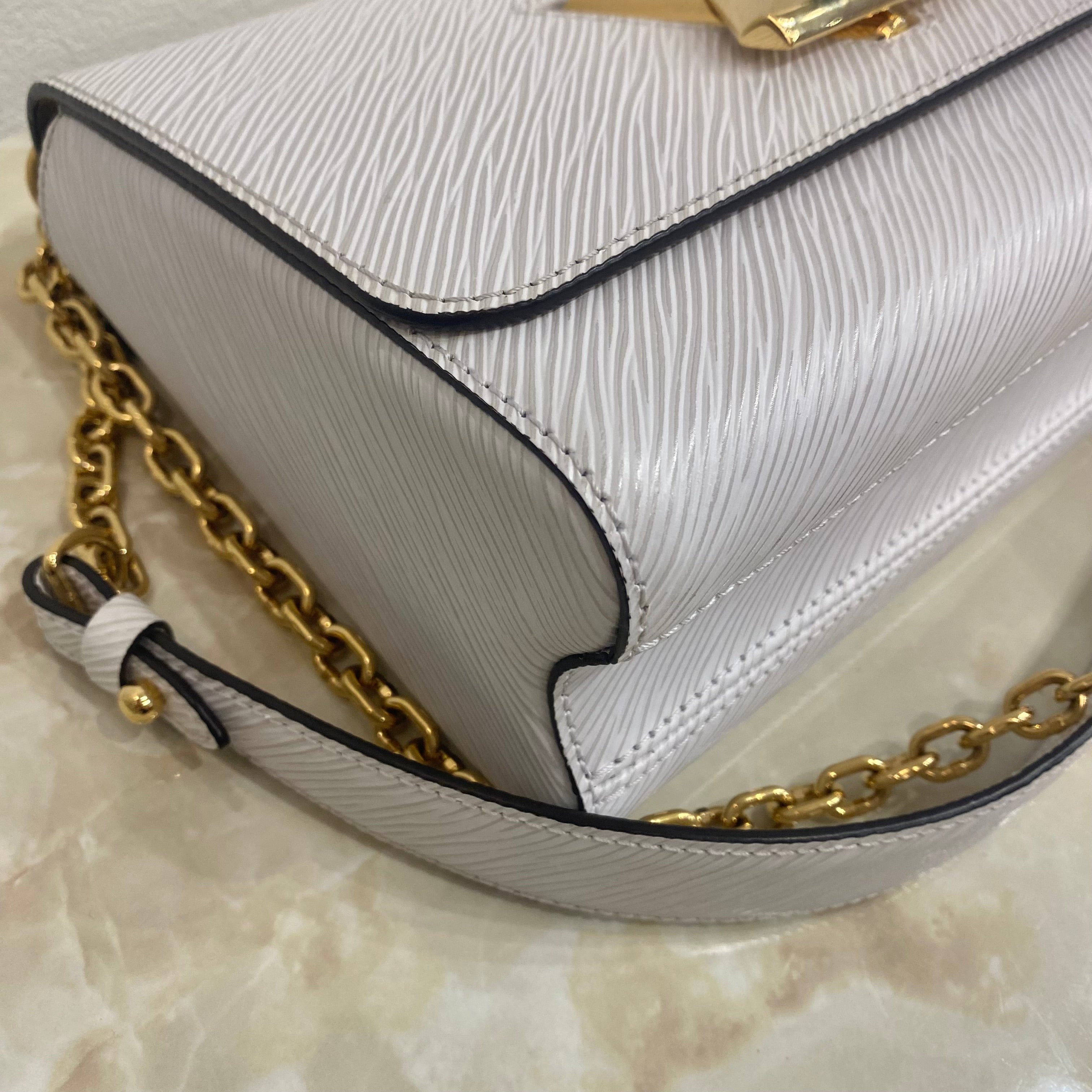 LOUIS VUITTON ショルダーバッグ