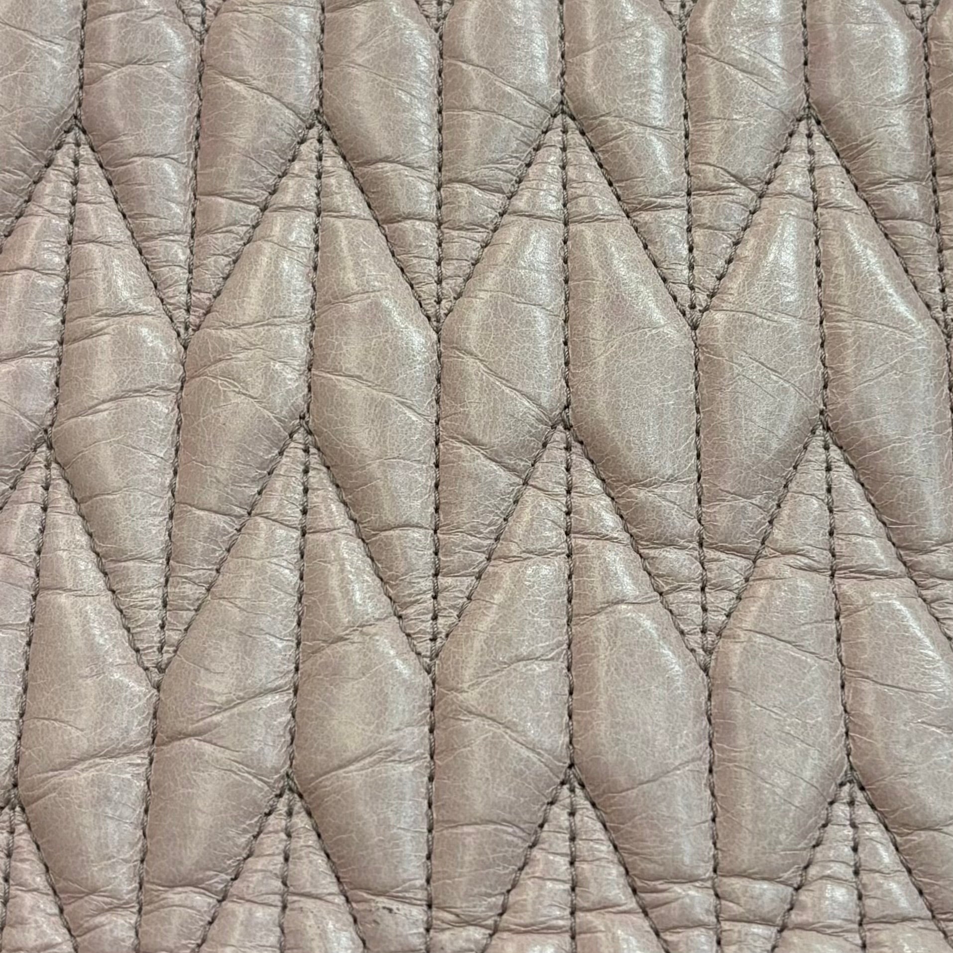 Miu Miu 2WAYバッグ