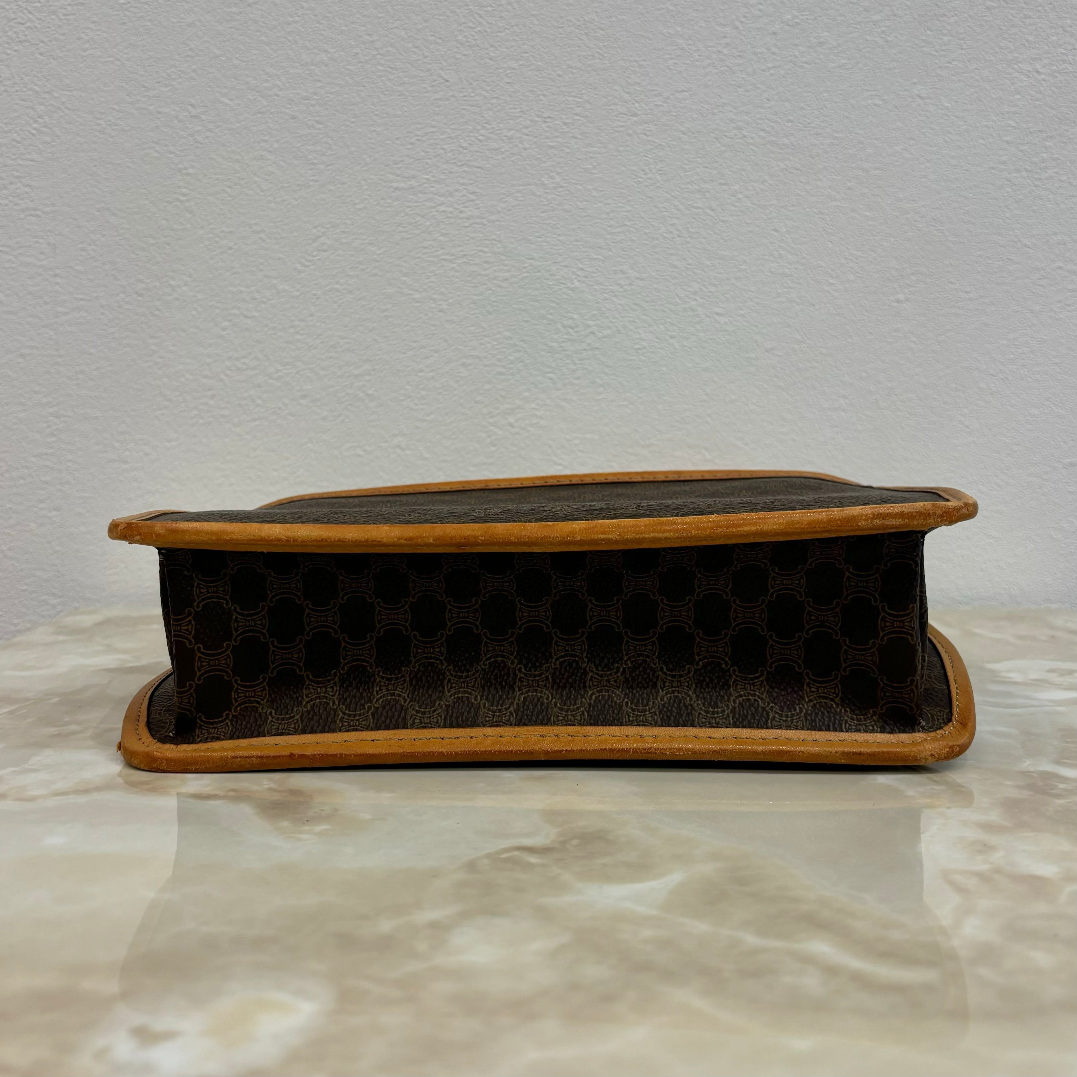 CELINE マカダムショルダーバッグ