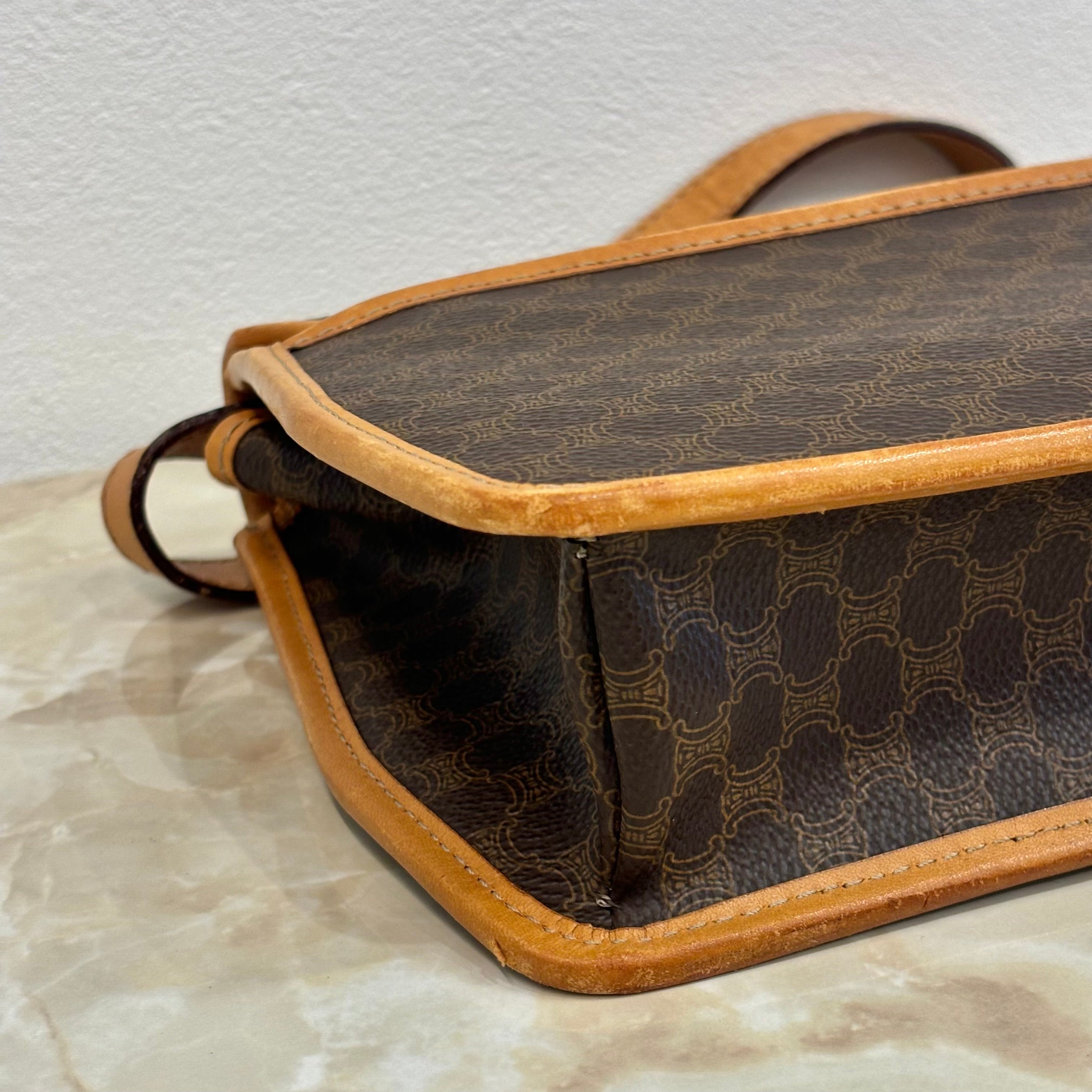 CELINE マカダムショルダーバッグ