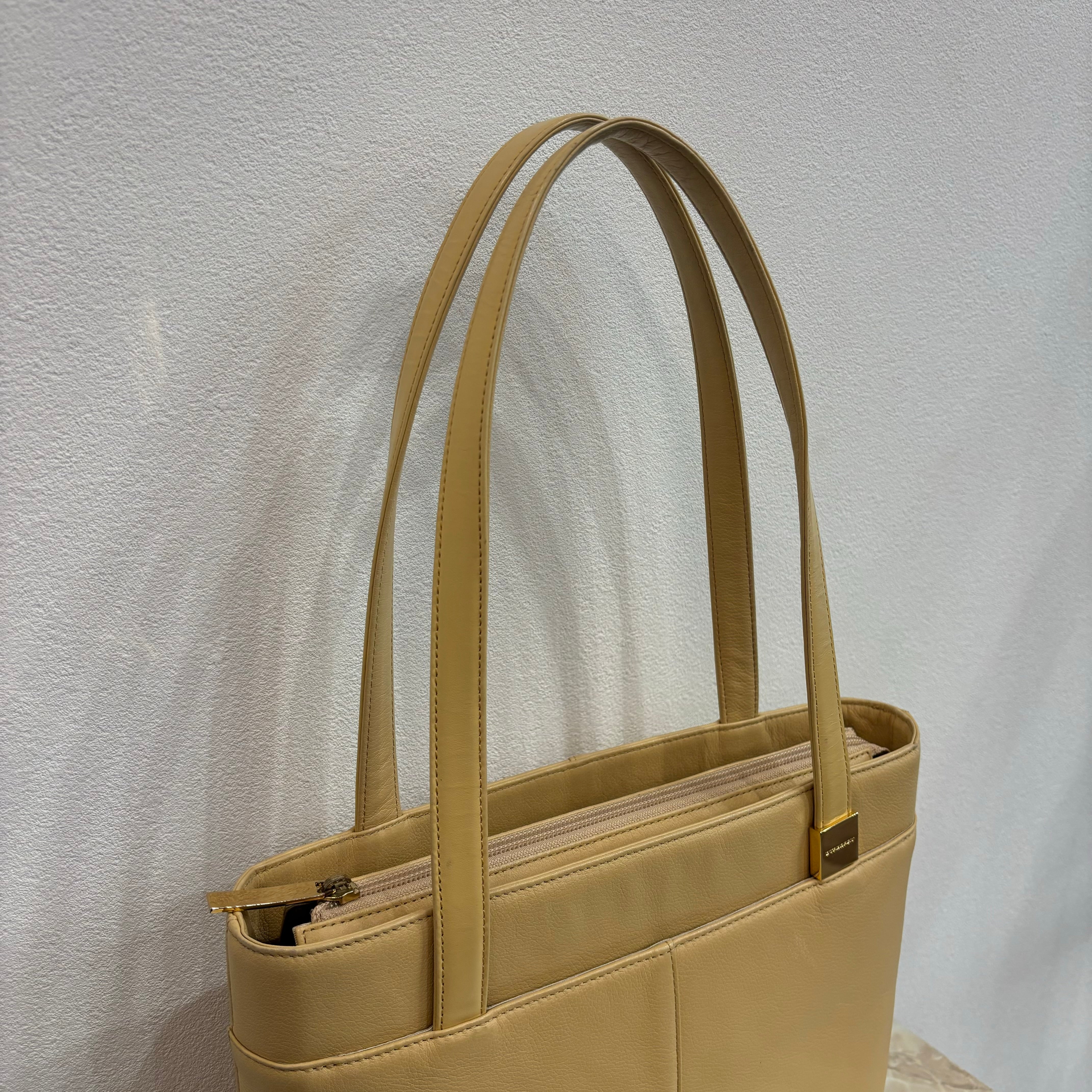 BURBERRY トートバッグ