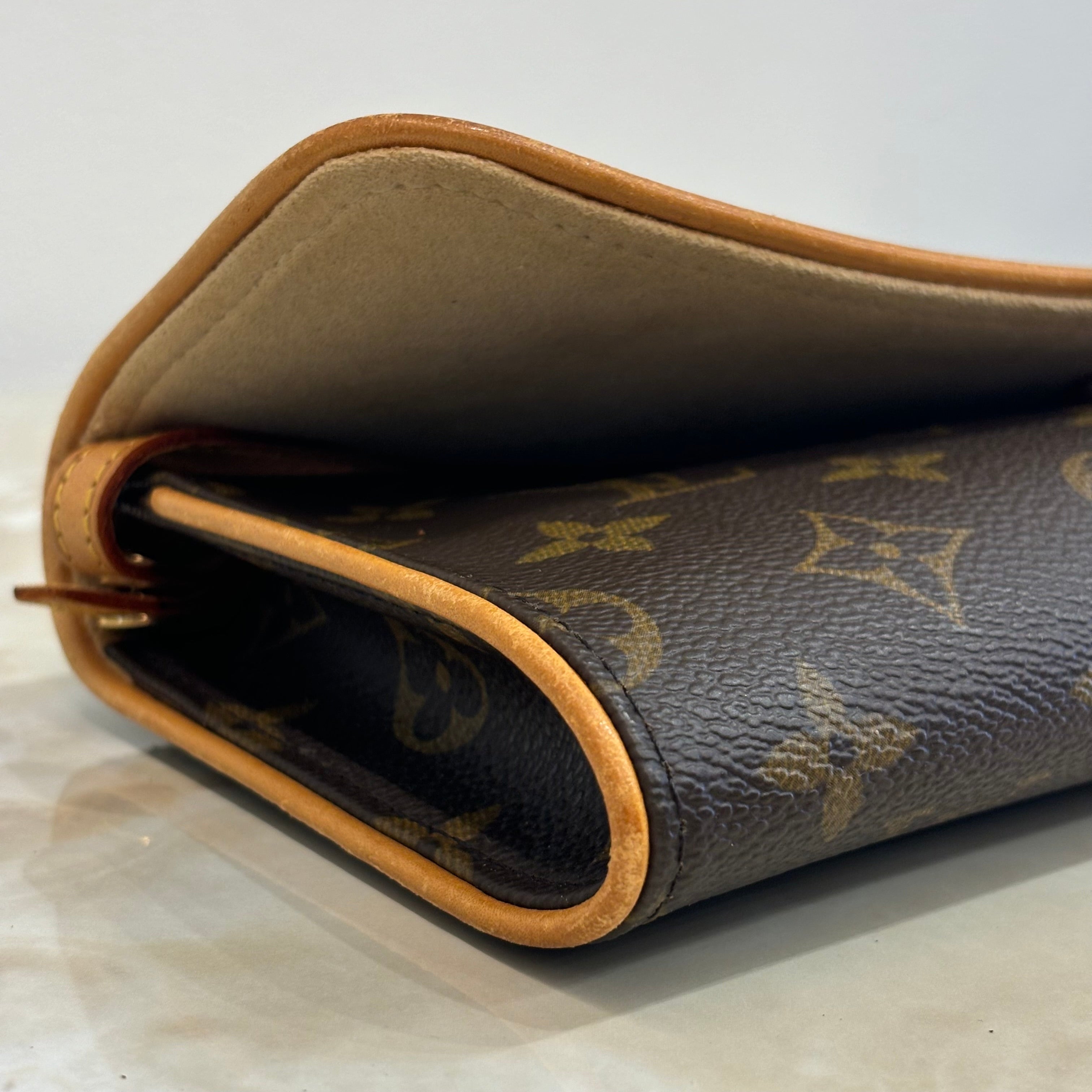 LOUIS VUITTON モノグラム ポシェット