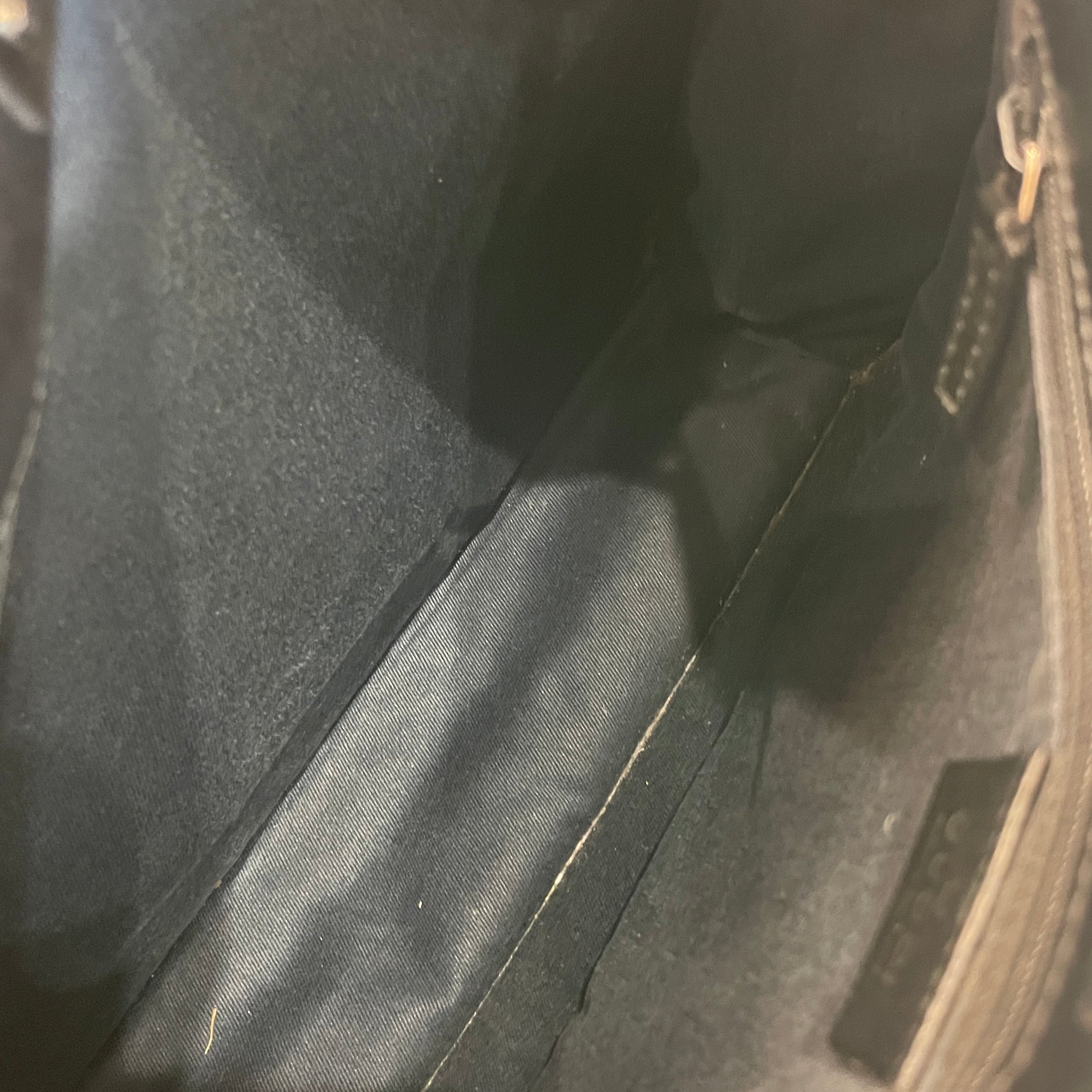 GUCCI ショルダーバッグ