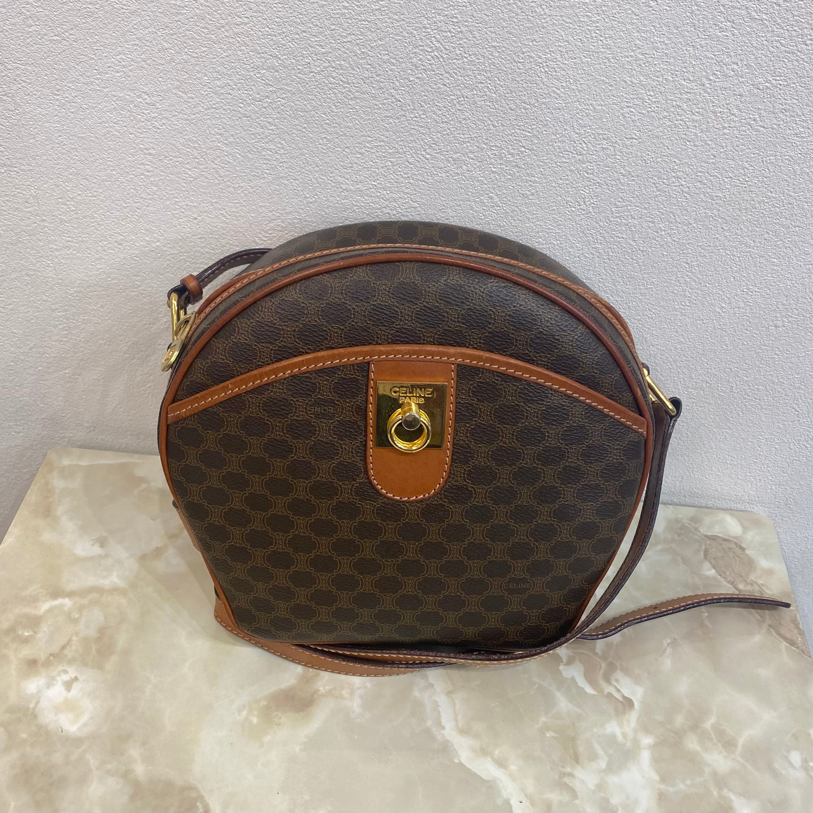 CELINE マカダム ショルダーバッグ
