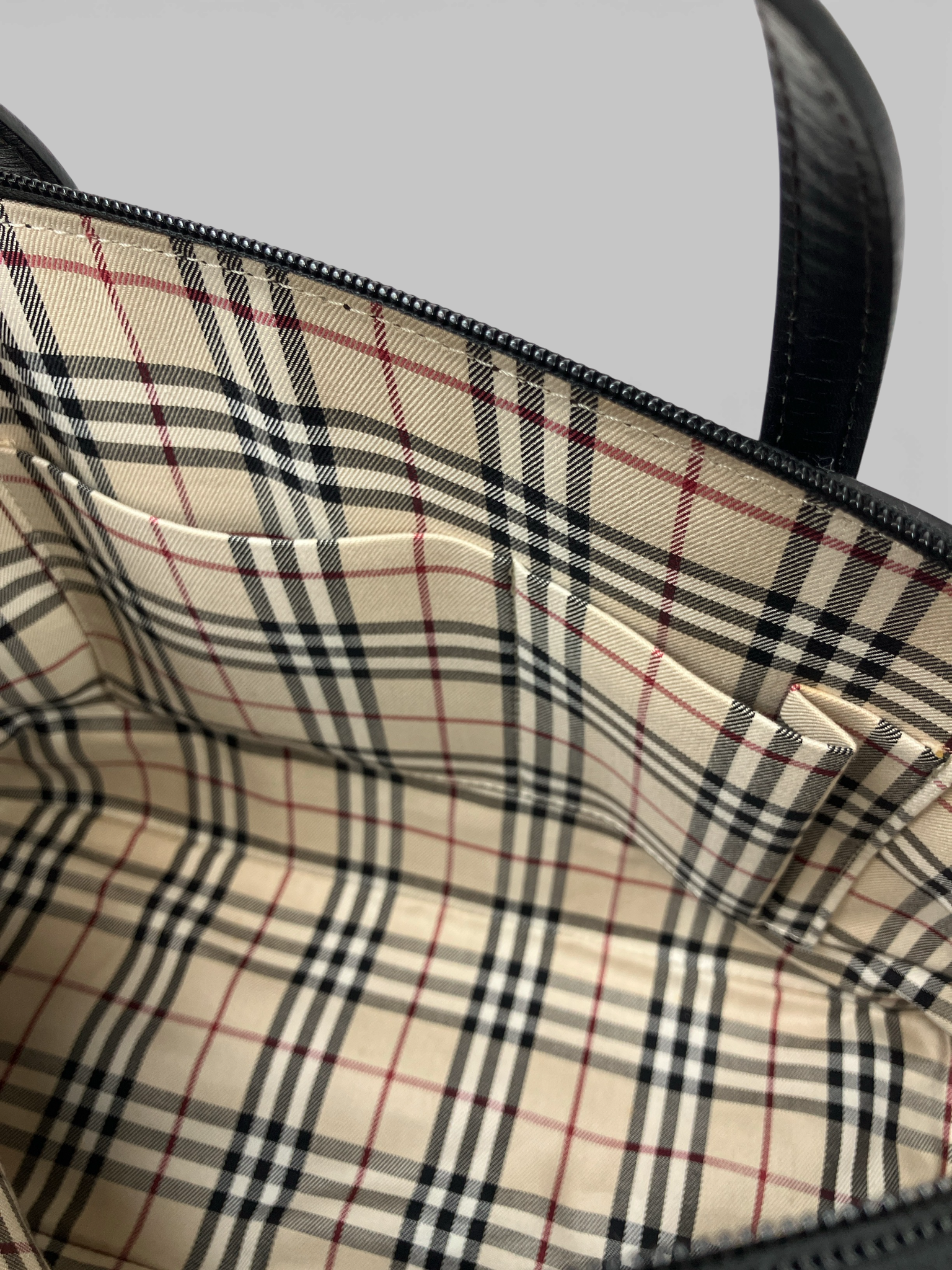 BURBERRY バーバリー ハンドバッグ ノバチェック ブラック