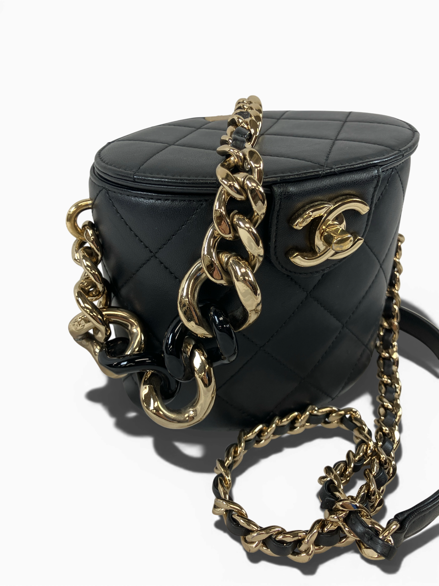 CHANEL シャネル チェーンショルダーバッグ バニティバッグ ラムスキン マトラッセ AS1355