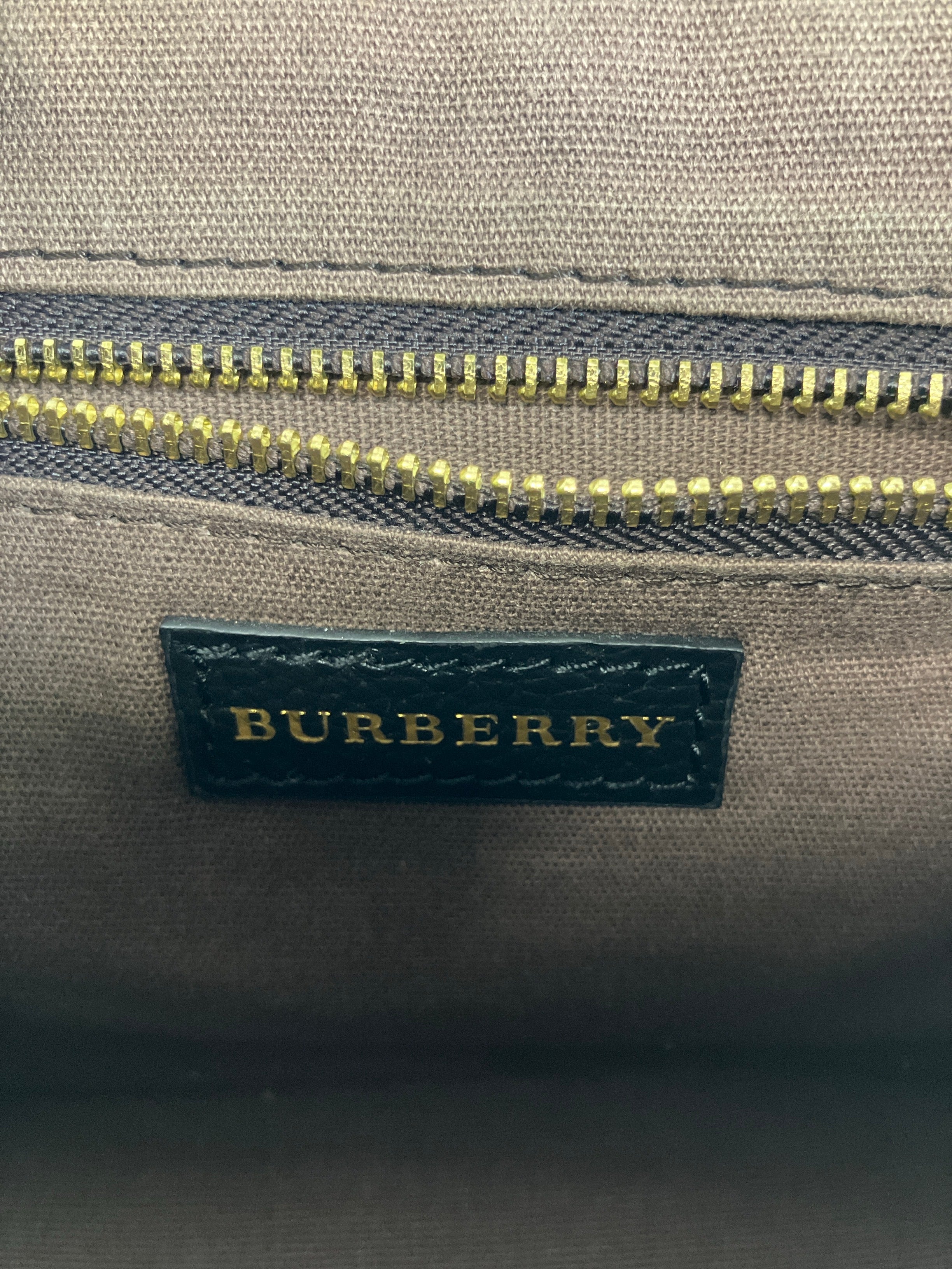 BURBERRY バーバリー ショルダーバッグ ノバチェック
