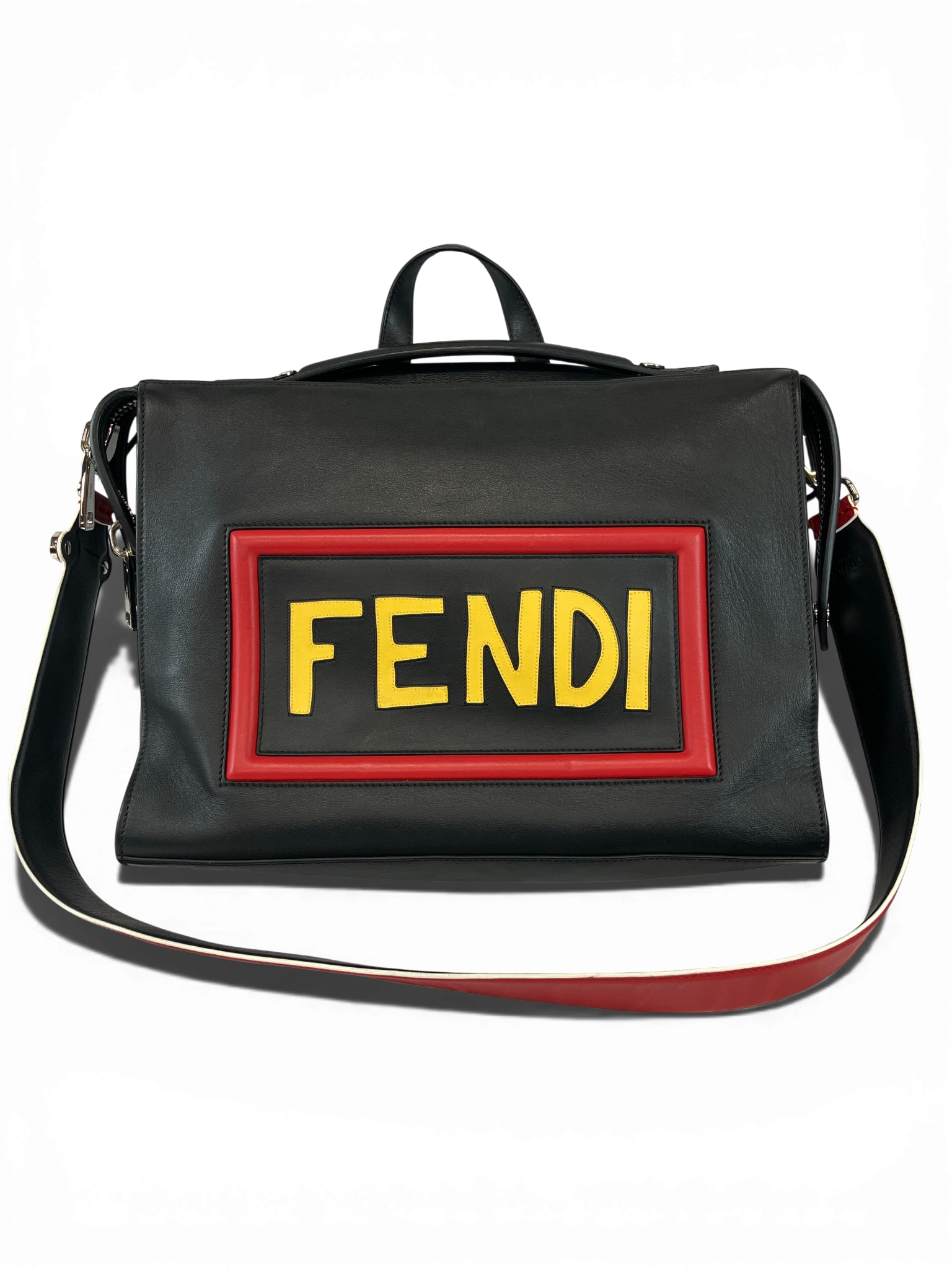 FENDI ボキャブラリー メッセンジャーバッグ ブラック ロゴ ナイロン