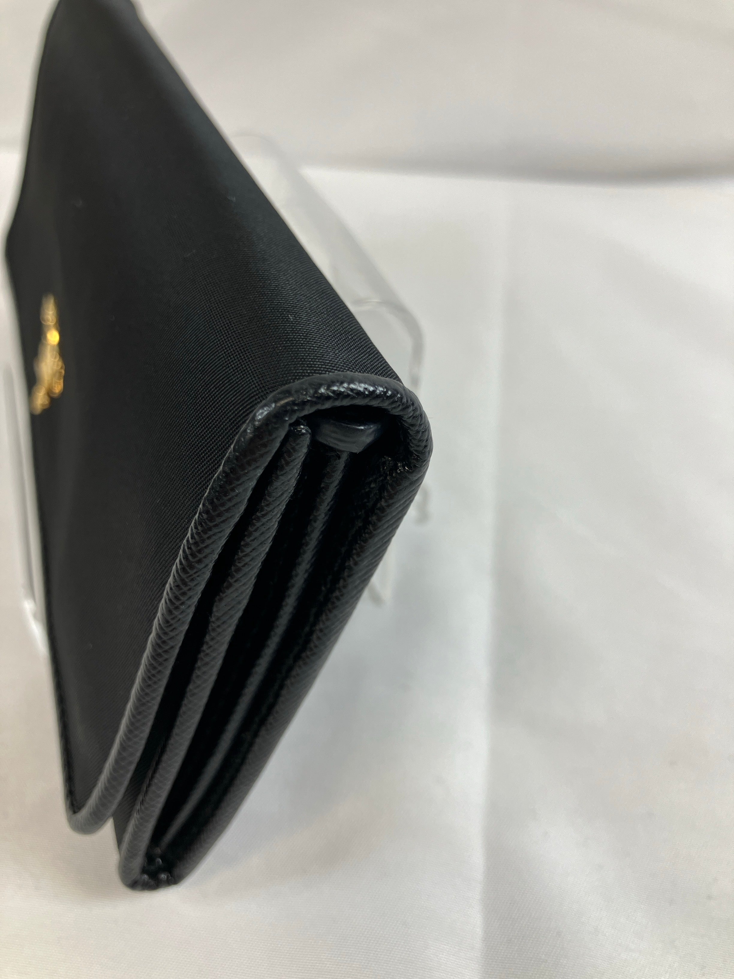 PRADA プラダ サフィアーノ トライアングル 長財布 ロングウォレット ブラック