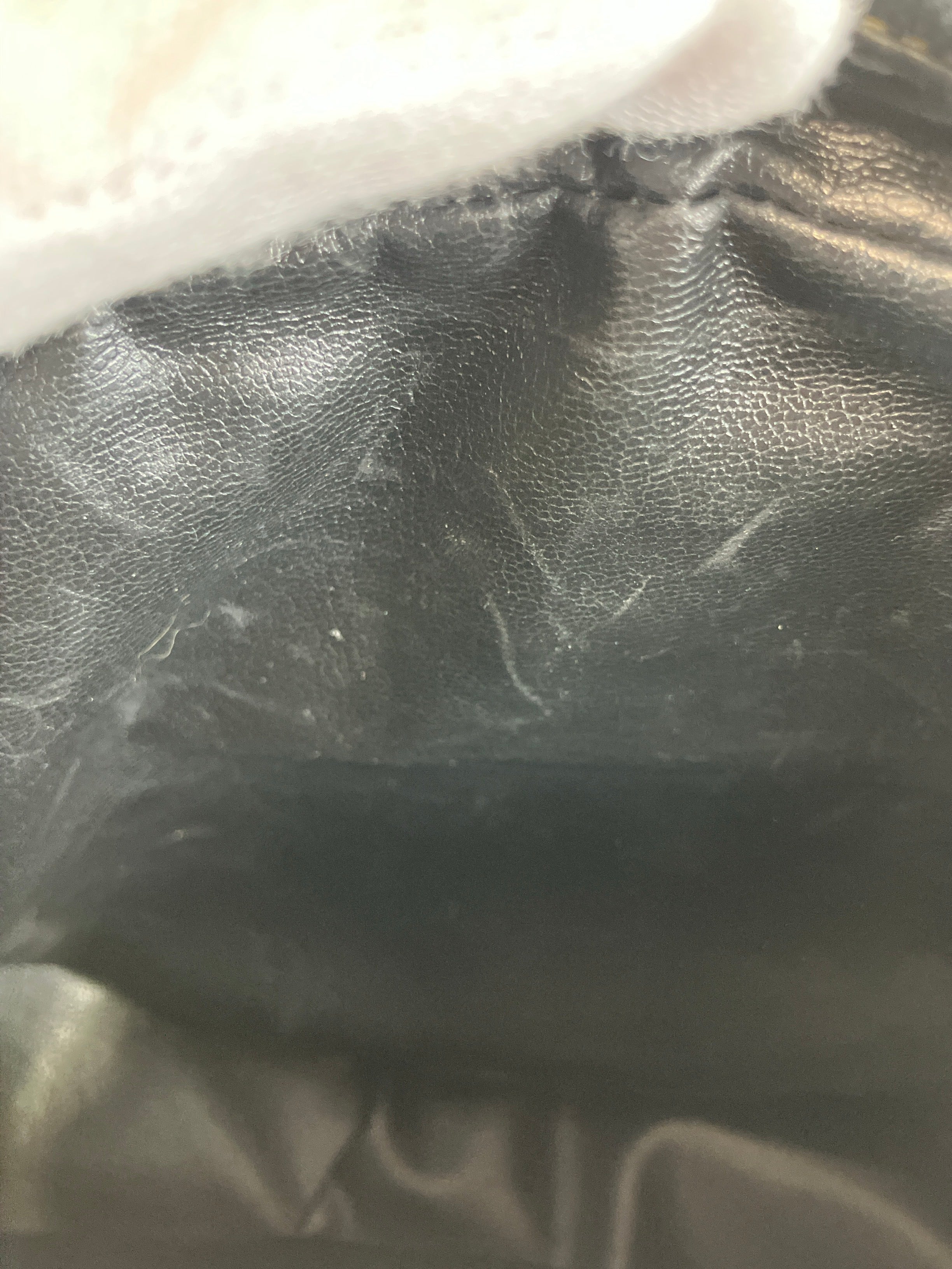 FERRAGAMO フェラガモ ショルダーバッグ ガンチーニ ヴァラ ブラック