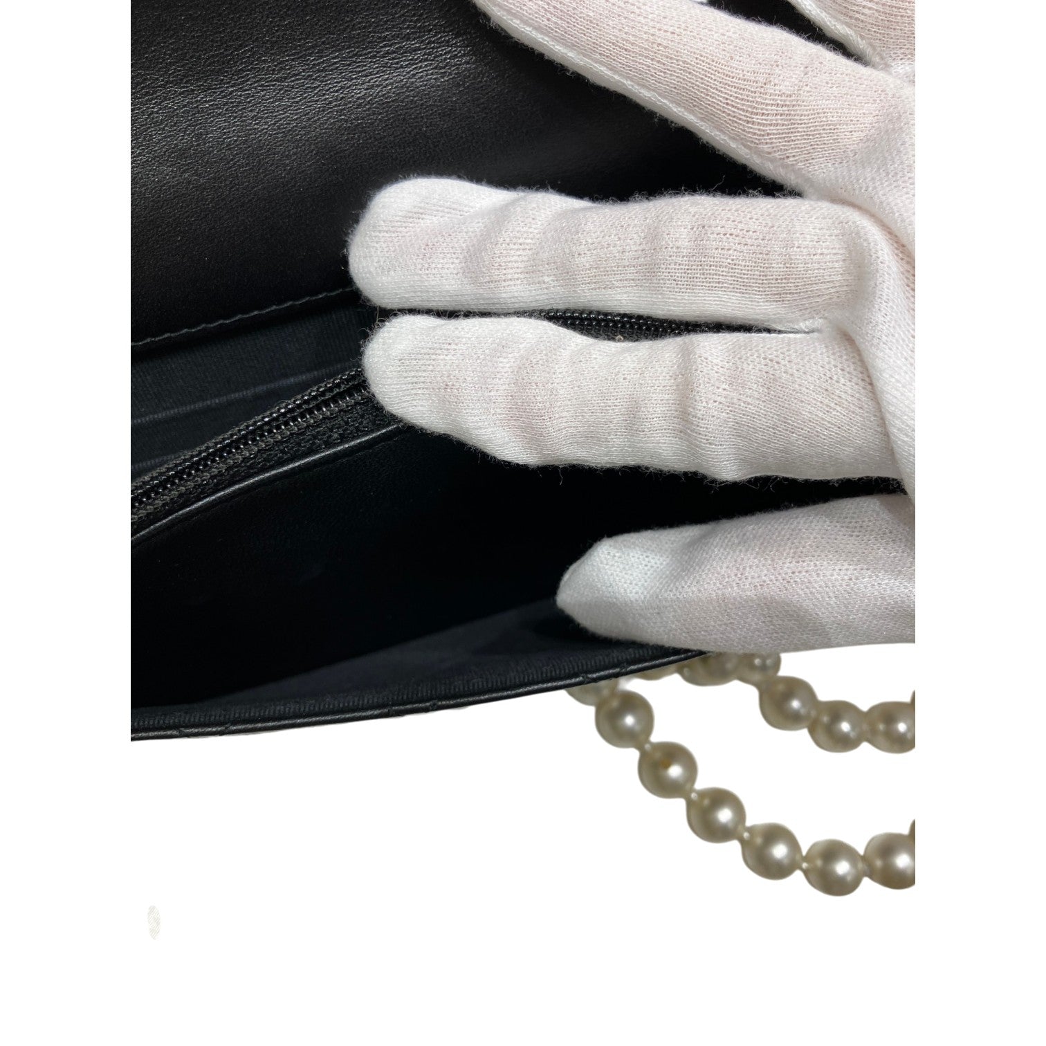CHANEL シャネル チェーンウォレット ショルダーバッグ パールチェーン フェイクパール ラムスキン マトラッセ ココマーク ブラック レディース