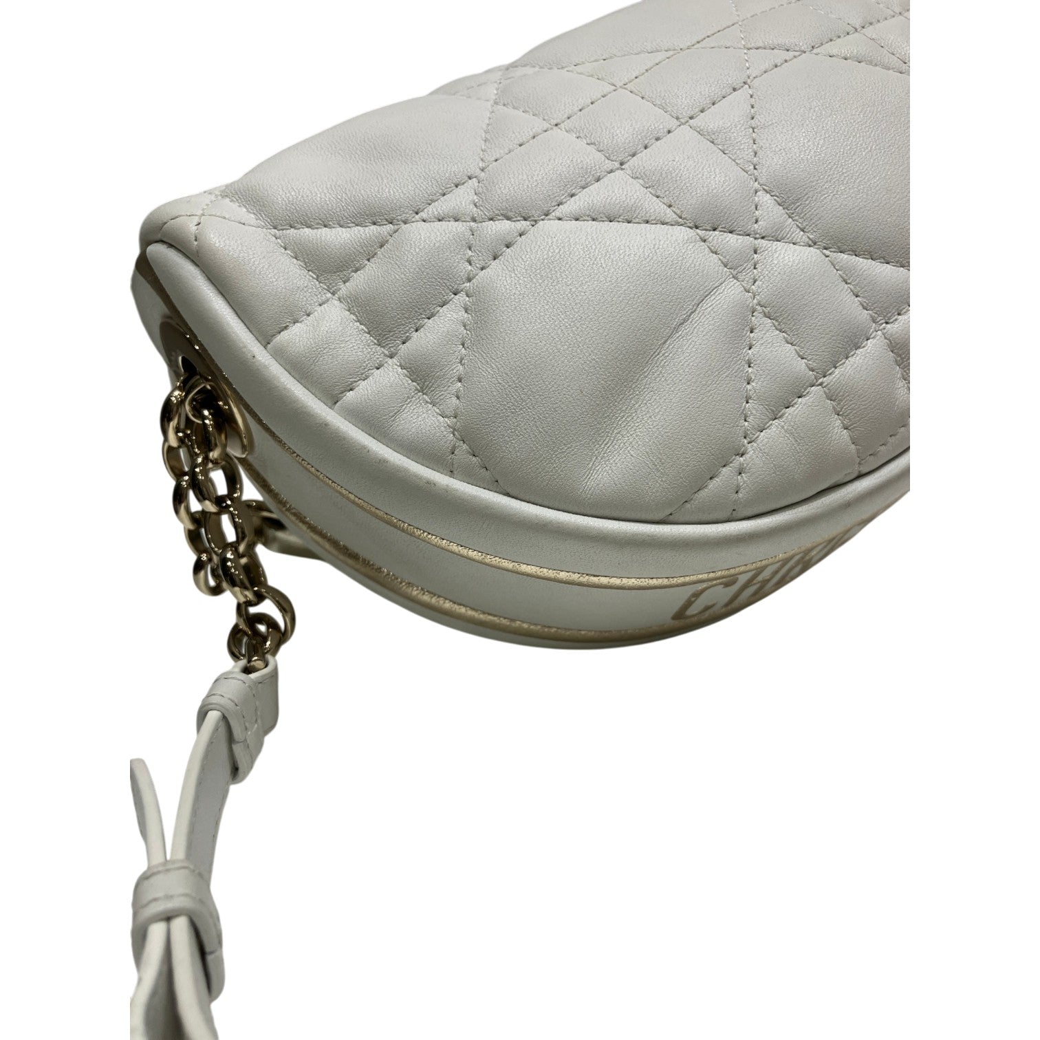 Christian Dior クリスチャンディオール カナージュ ヴァイブ ホーボーバッグ スモール ハンドバッグ 肩掛け ショルダーバッグ 2way ラムスキン レザー ホワイト ゴールド 半月型 レディース