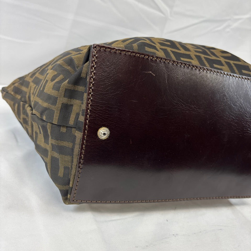 FENDI フェンディ ハンドバッグ トートバッグ ズッカ キャンバス レザー ブラウン