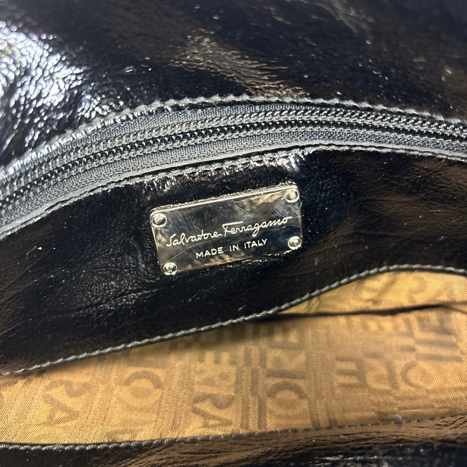 FERRAGAMO フェラガモ ハンドバッグ エナメル ガンチーニ