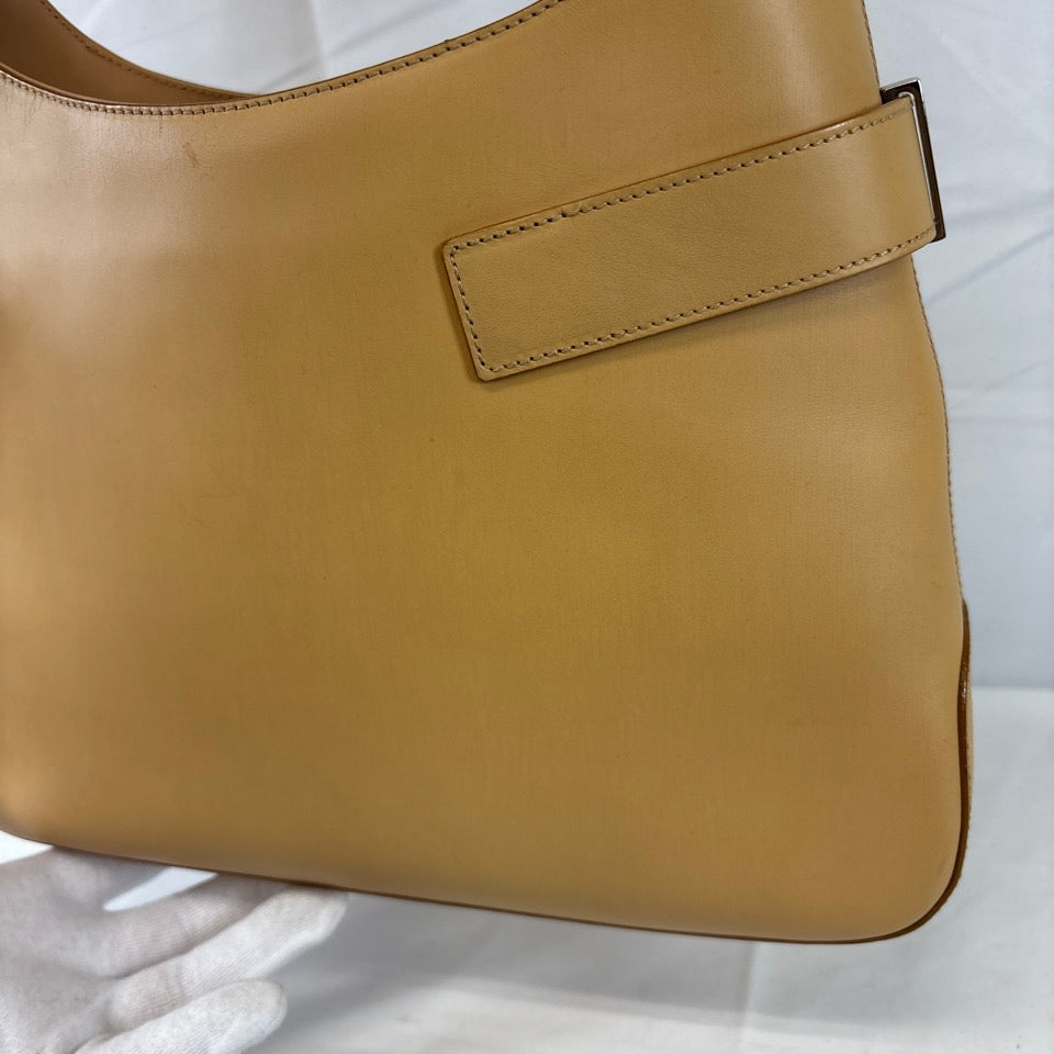 FERRAGAMO フェラガモ ショルダーバッグ ワンショルダー ガンチーニ ベージュ AQ-21 0169