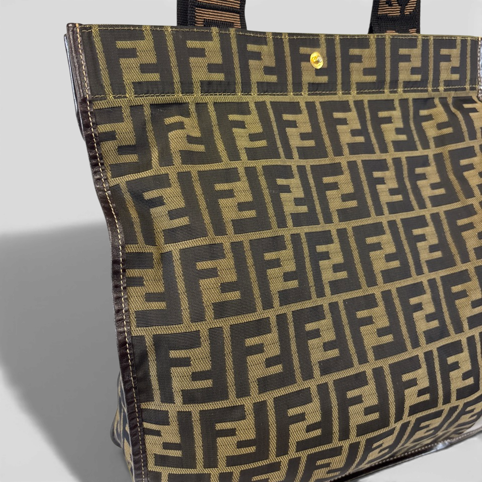 FENDI フェンディ トートバッグ ズッカ ナイロン ブラウン 総柄 2321 26555