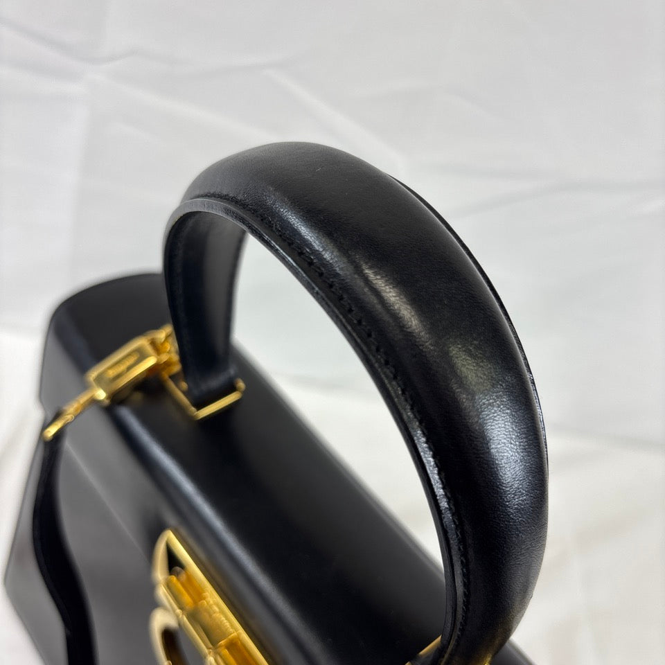 FERRAGAMO フェラガモ 2way ハンドバッグ ショルダーバッグ トップハンドル ガンチーニ ブラック 212181