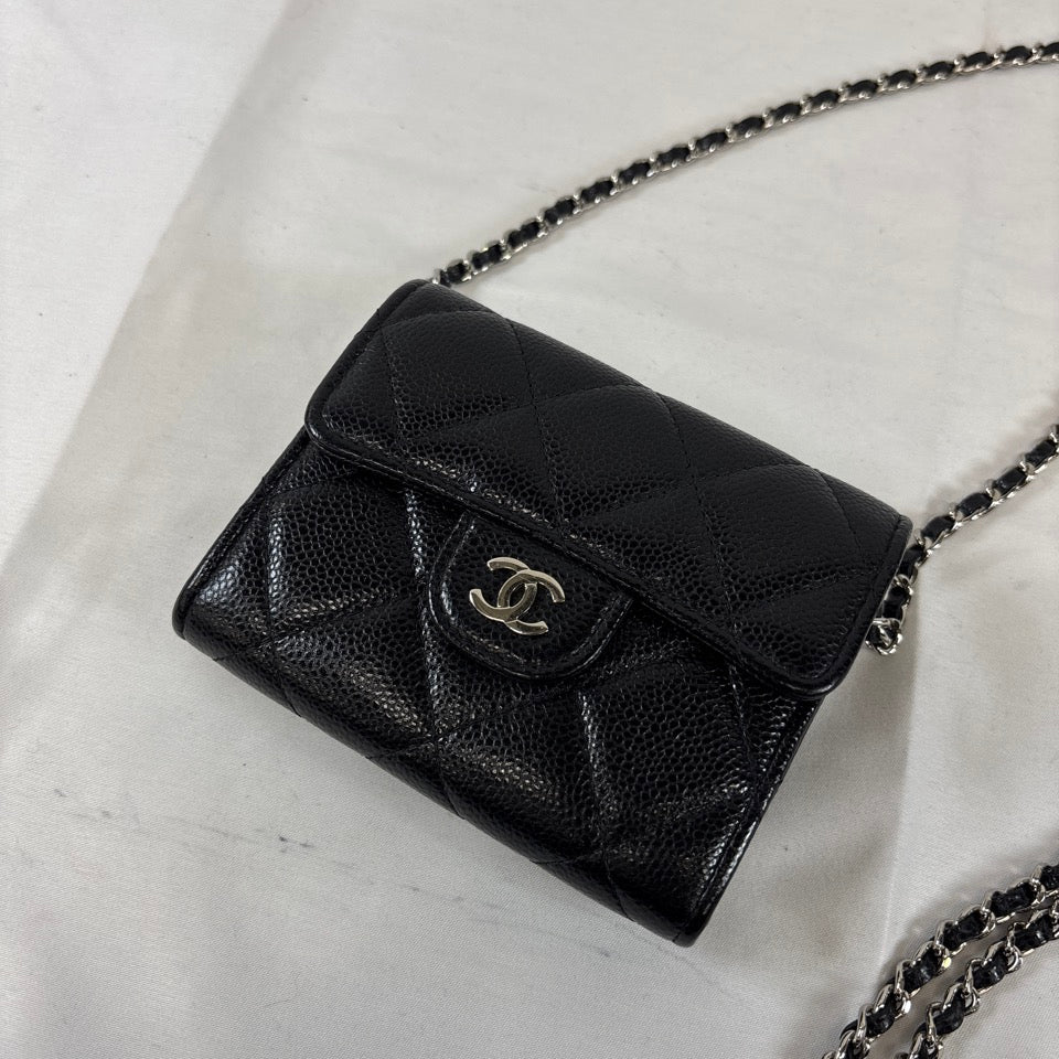 CHANEL チェーンウォレット カードケース マトラッセ キャビアスキン ココマーク ブラック