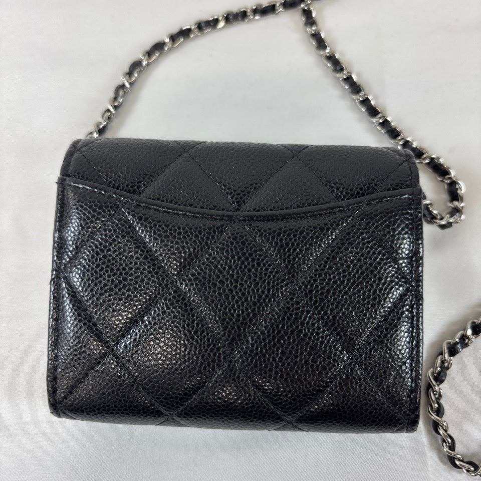CHANEL チェーンウォレット カードケース マトラッセ キャビアスキン ココマーク ブラック