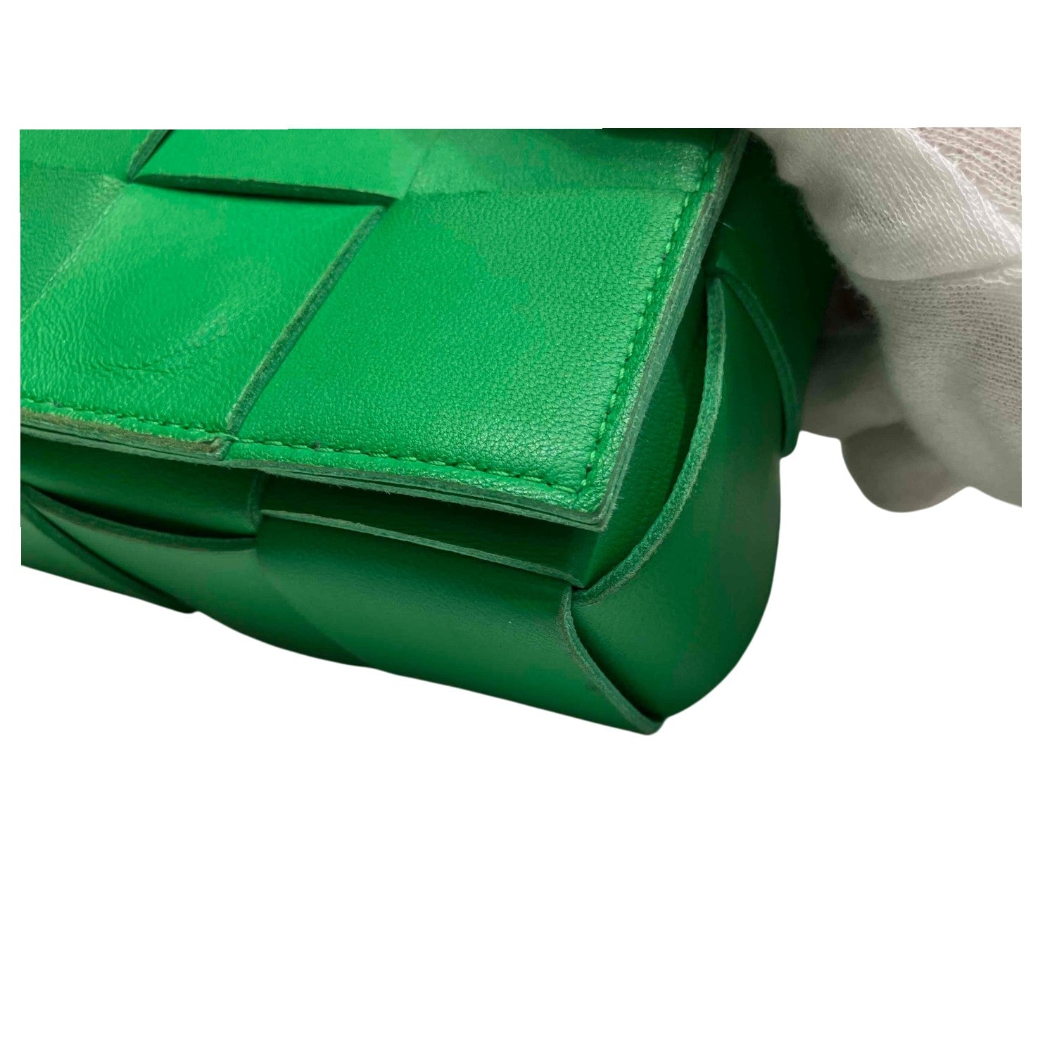 BOTTEGA VENETA ボッテガヴェネタ キャンディ カセット ショルダーバッグ クロスボディ ポシェット グリーン レディース メンズ