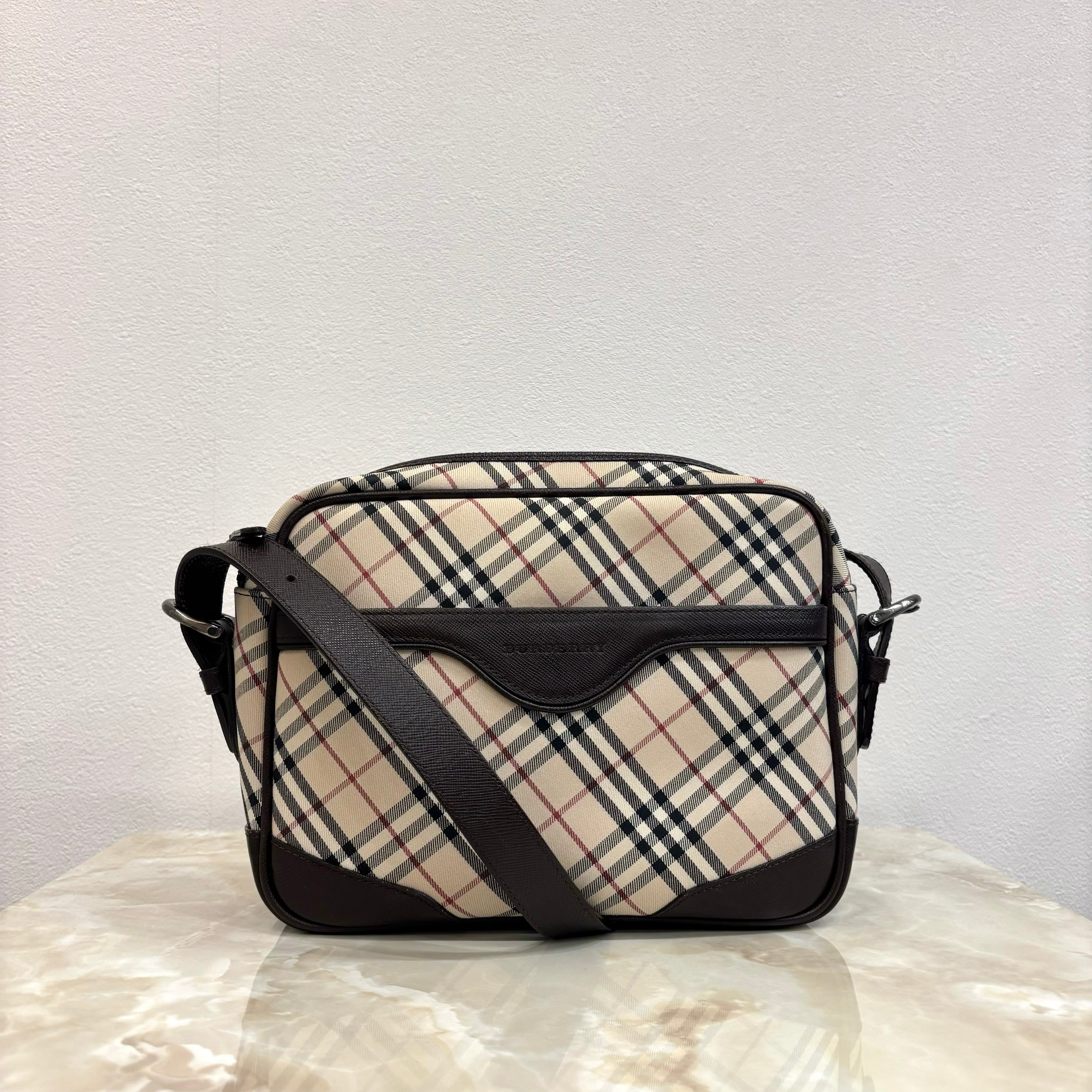 Burberry ショルダーバッグ