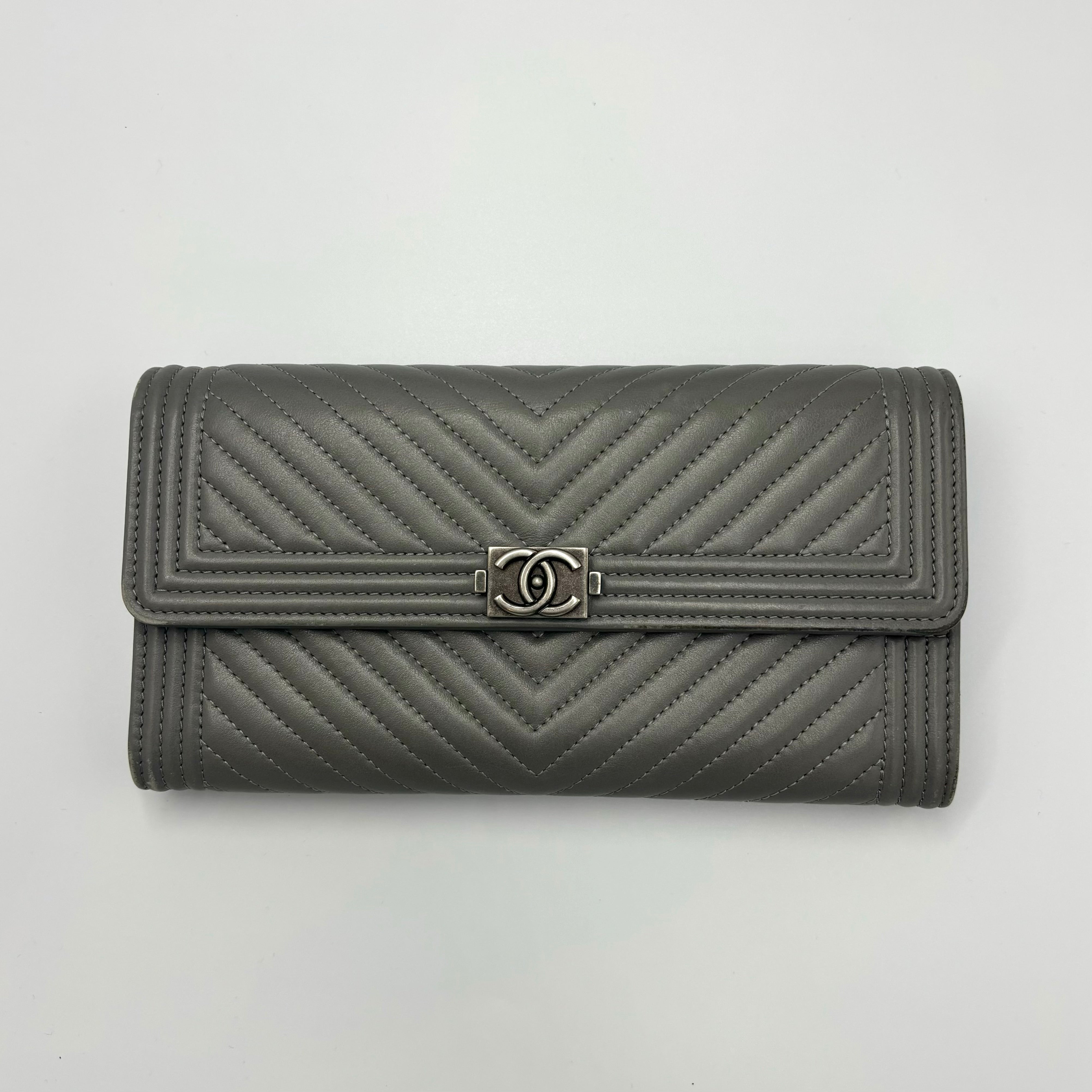 CHANEL 長財布