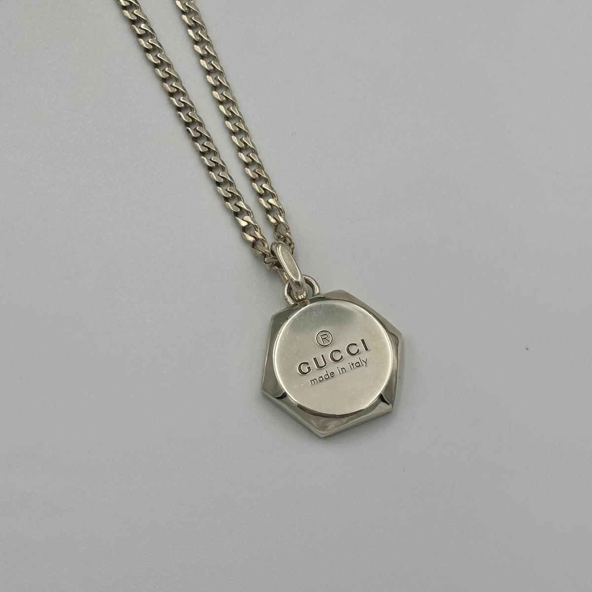 26EC1112-A9BC-4948-BC11- 