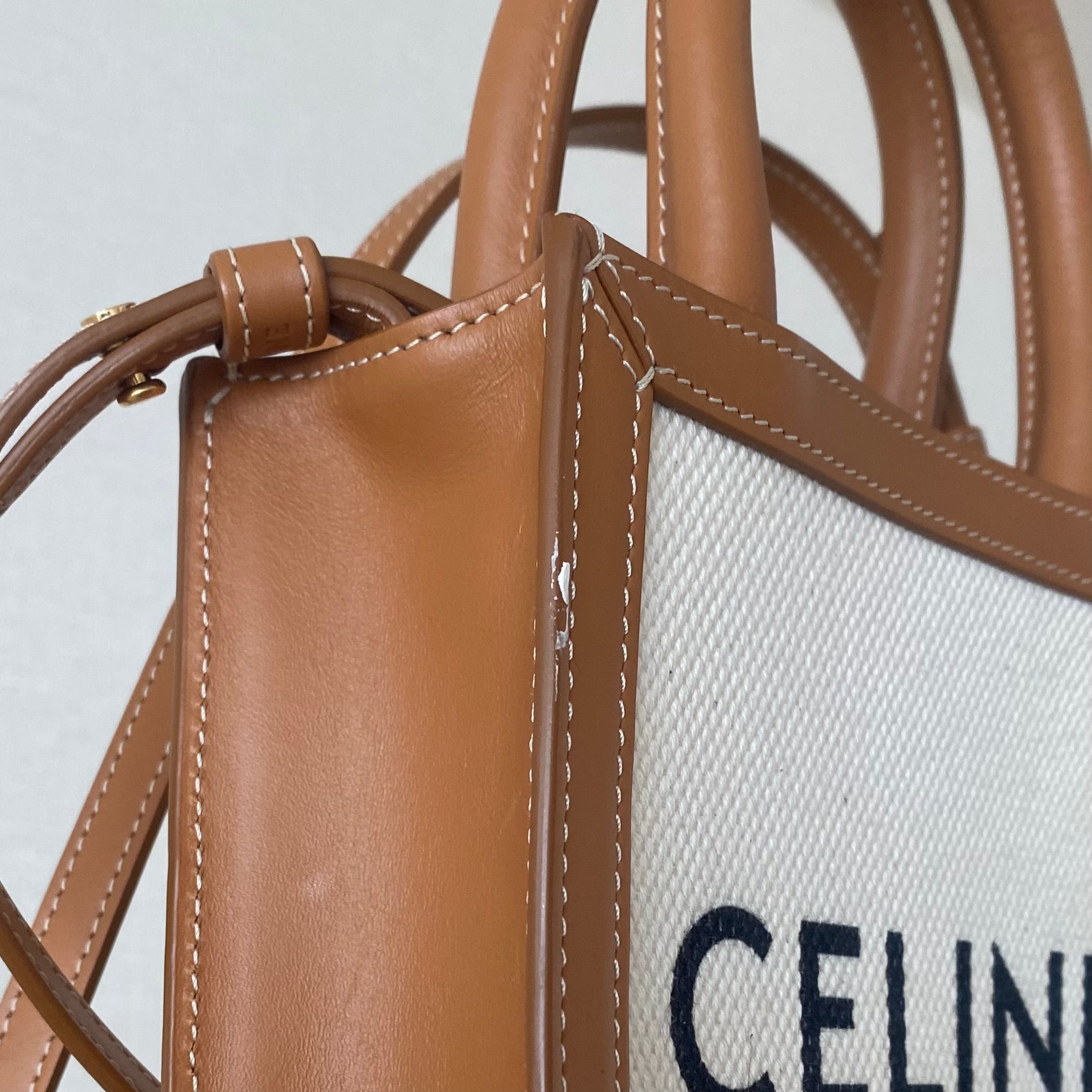 CELINE ミニバーティカルカバ ショルダーバッグ