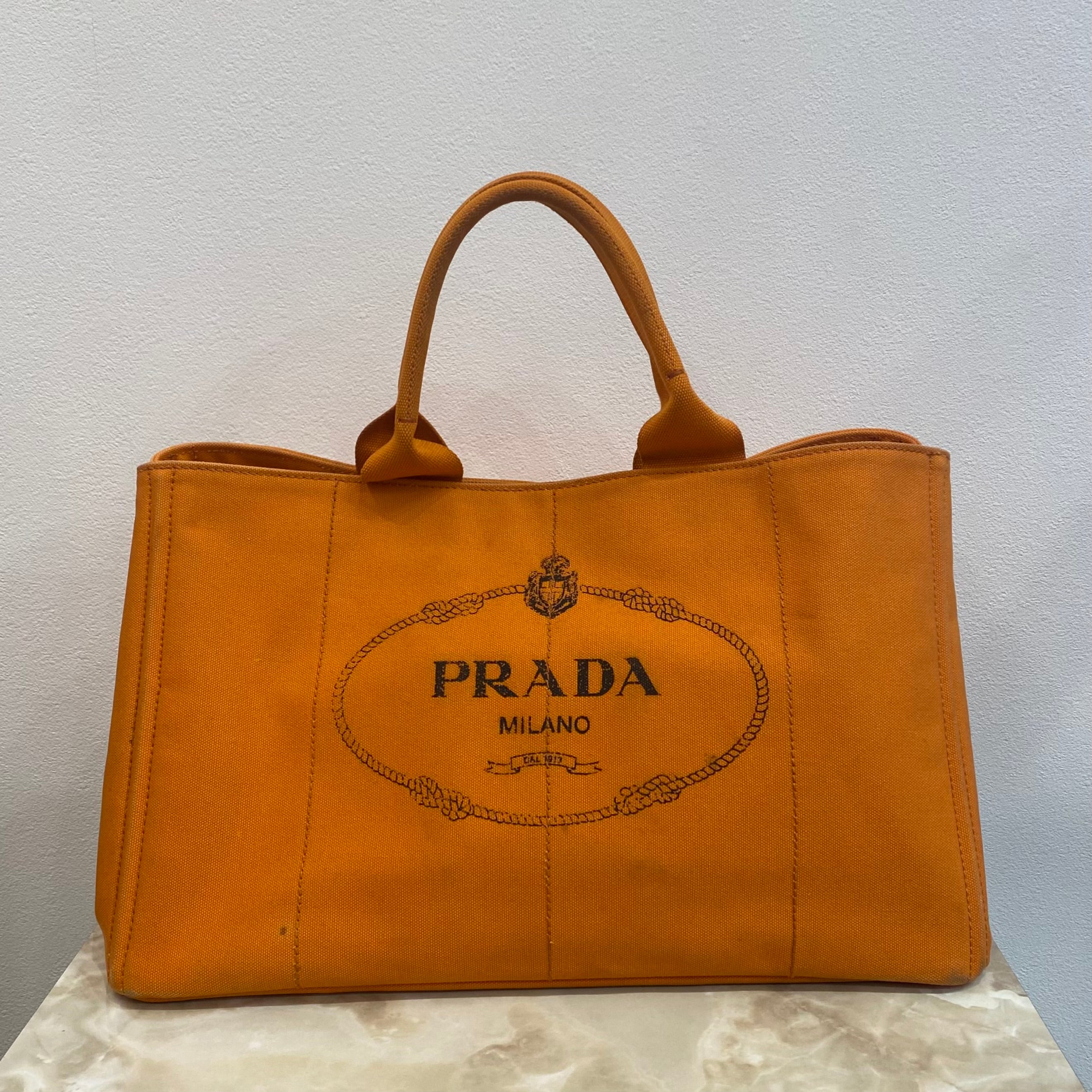 PRADA カナパ トートバッグ