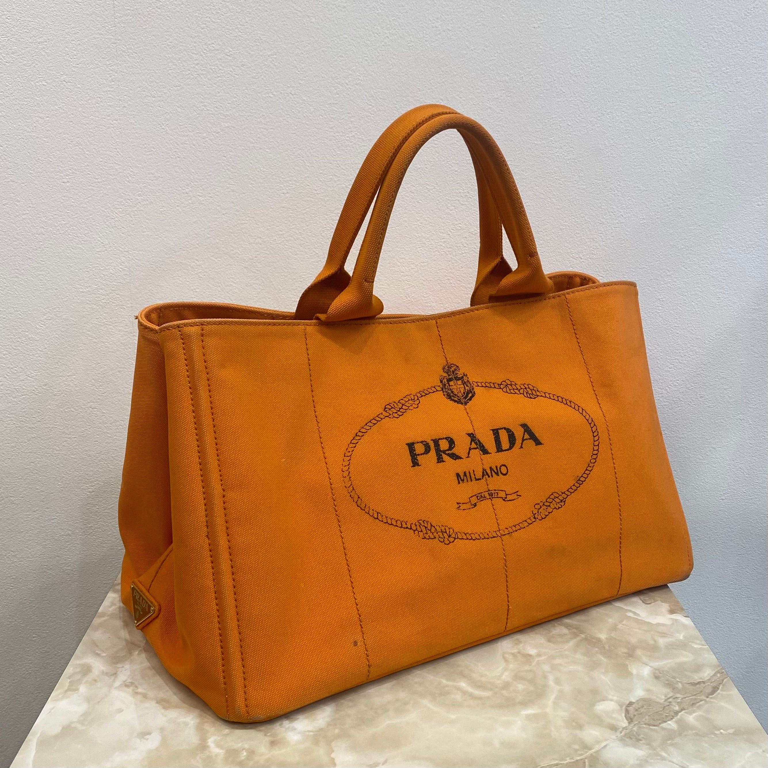 PRADA カナパ トートバッグ