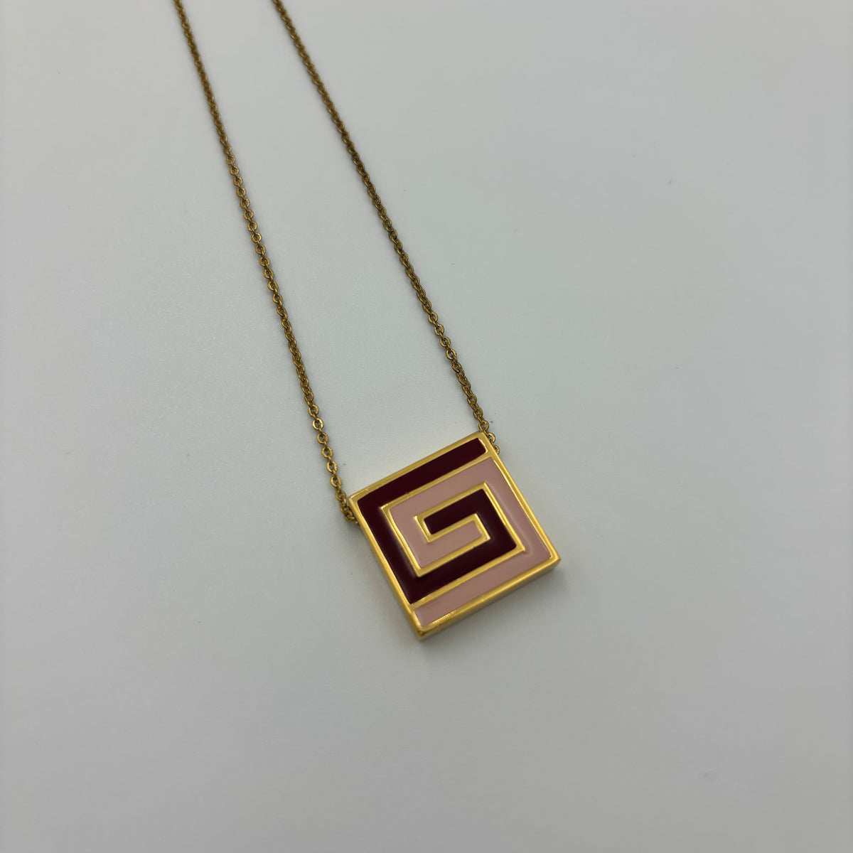 GIVENCHY Gロゴ スクエア ネックレス GIVENCHY ネックレス ゴールド 