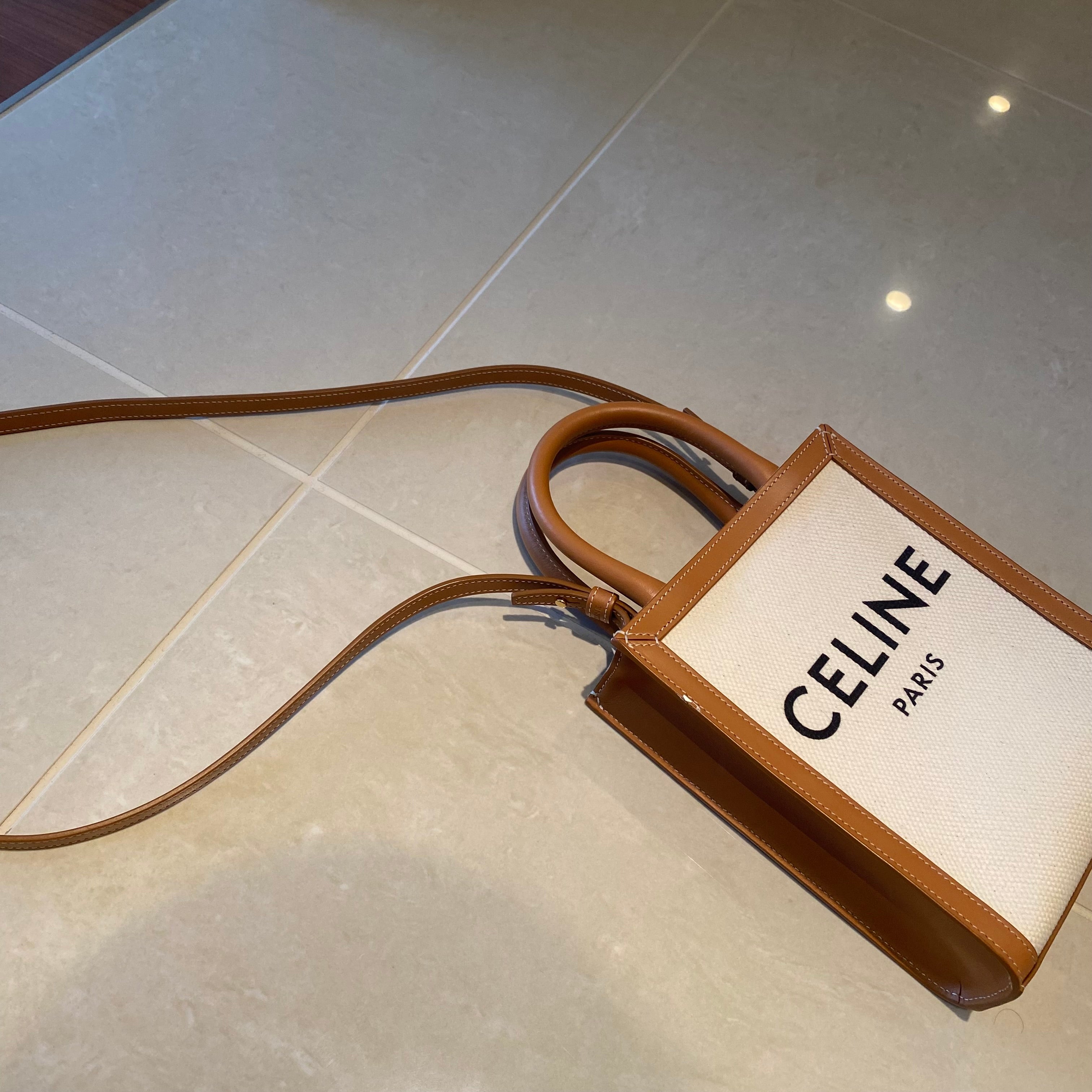 CELINE ミニバーティカルカバ ショルダーバッグ