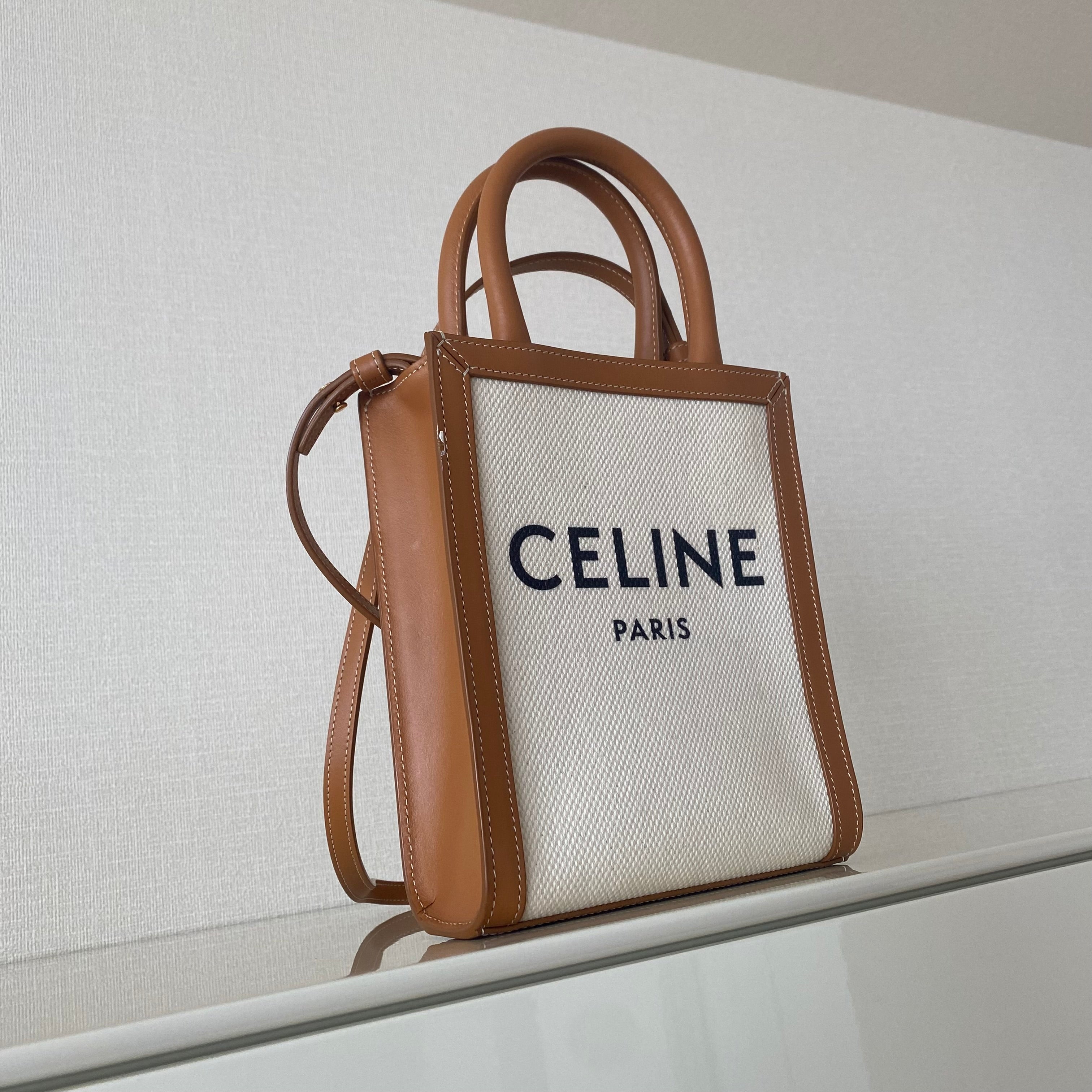 CELINE ミニバーティカルカバ ショルダーバッグ