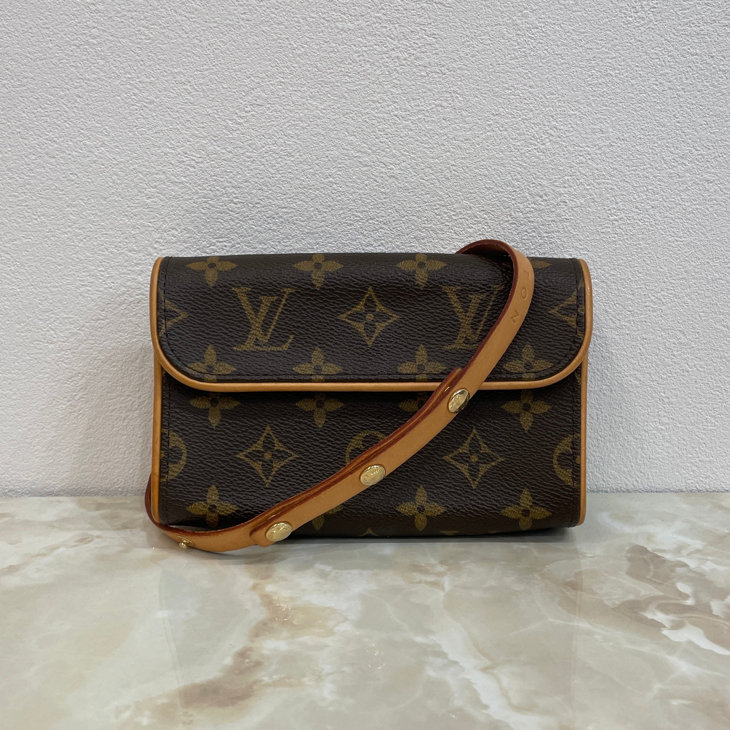 LOUIS VUITTON ポシェットフロランティーヌ