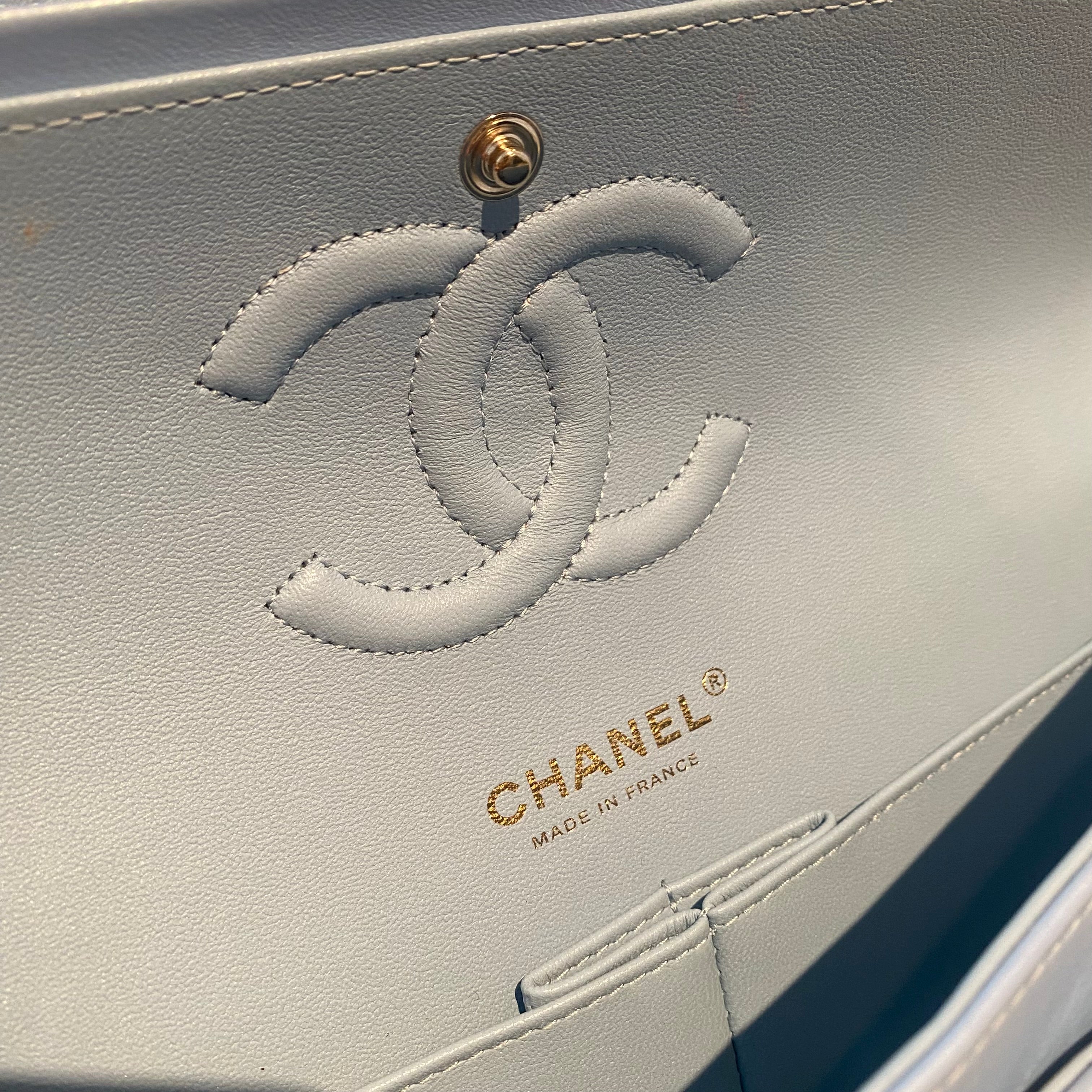 CHANEL マトラッセ キャビアスキン チェーンショルダーバッグ