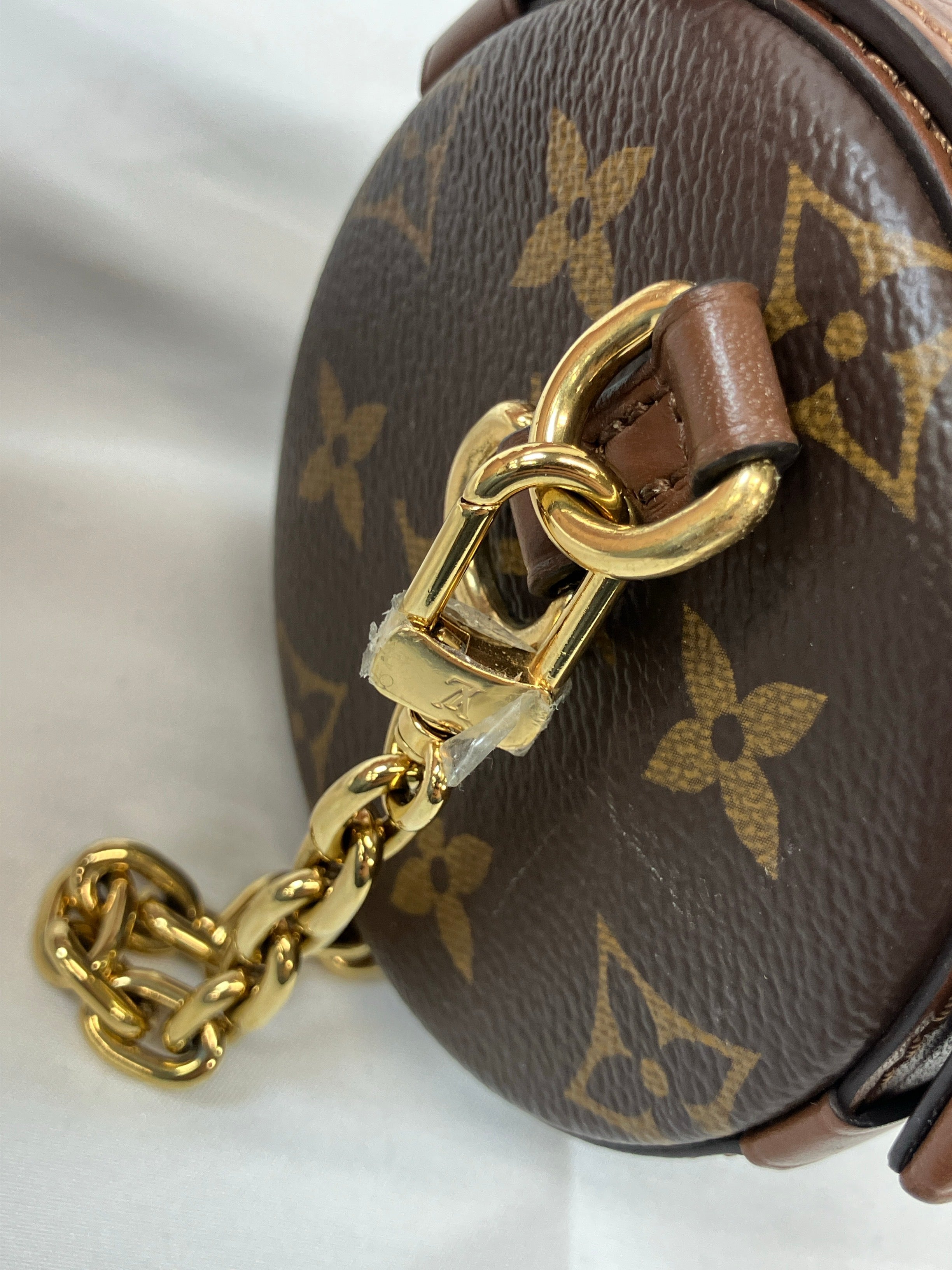 LOUIS VUITTON　パピヨン　トランク　ショルダーバッグ　2WAY　PVCコーティング　モノグラム　M57835