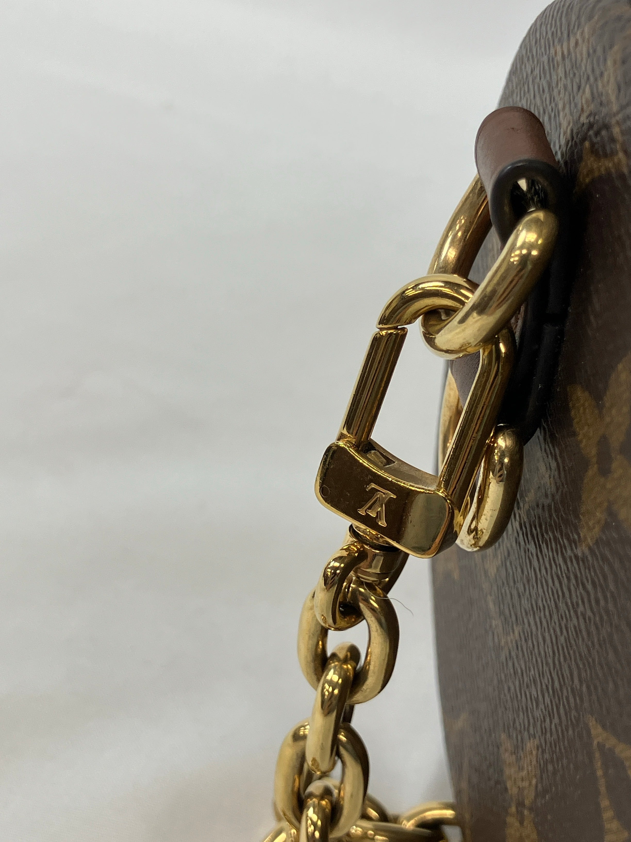 LOUIS VUITTON ルイヴィトン　ショルダーバッグ　ハンドバッグ　M57835　パピヨン　トランク